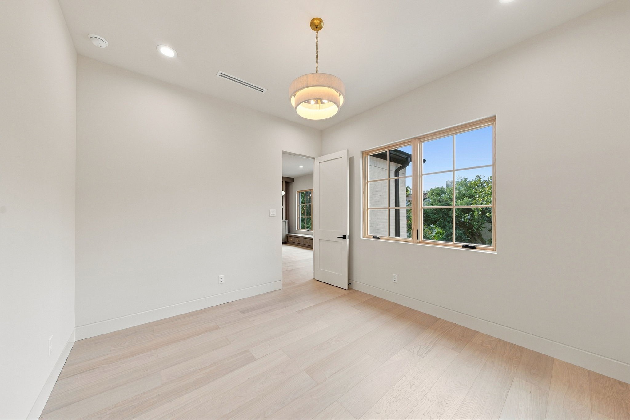 3023 Nottingham Street Property Photo 20