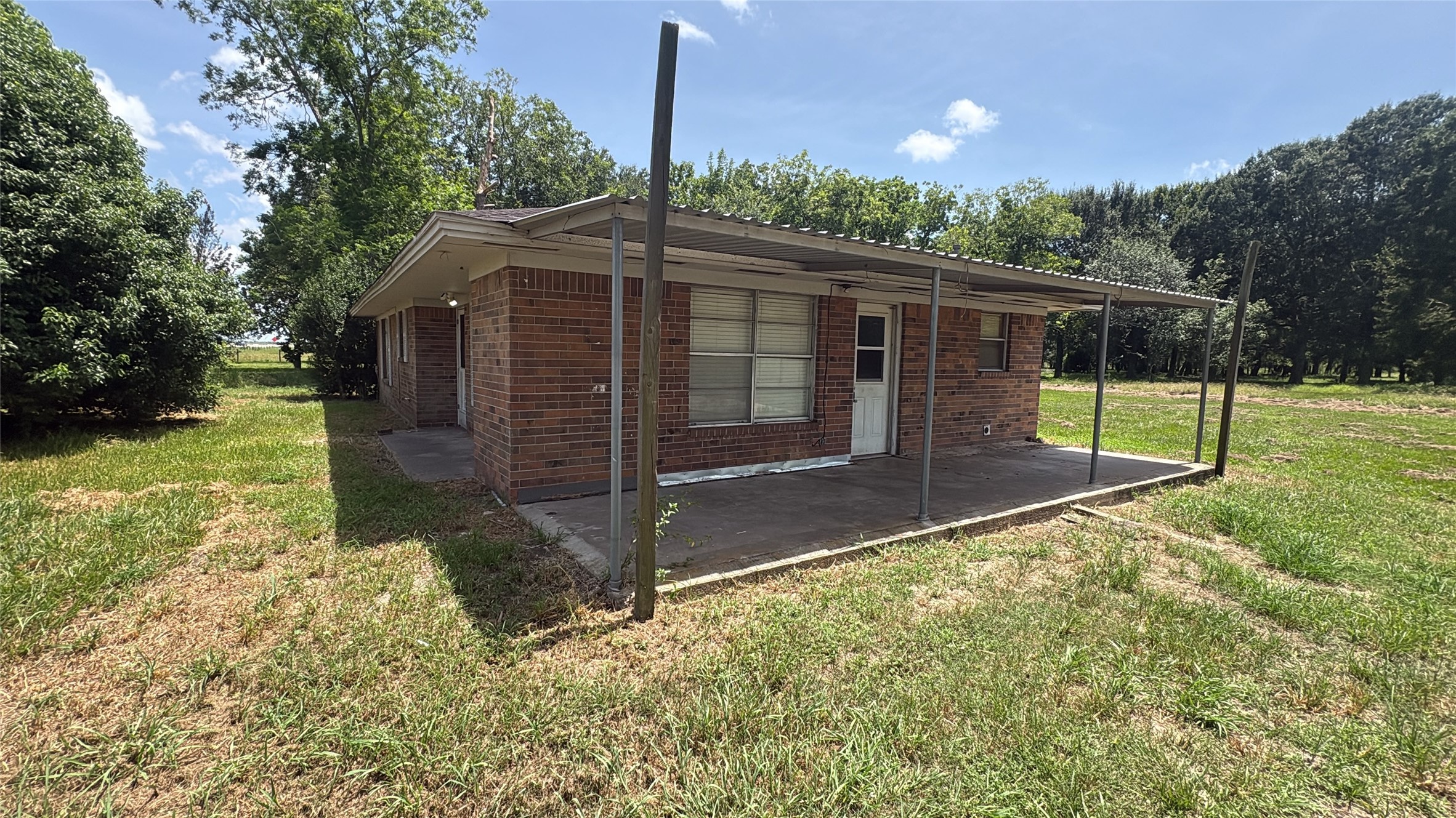 20702 Highway 36 Property Photo 1
