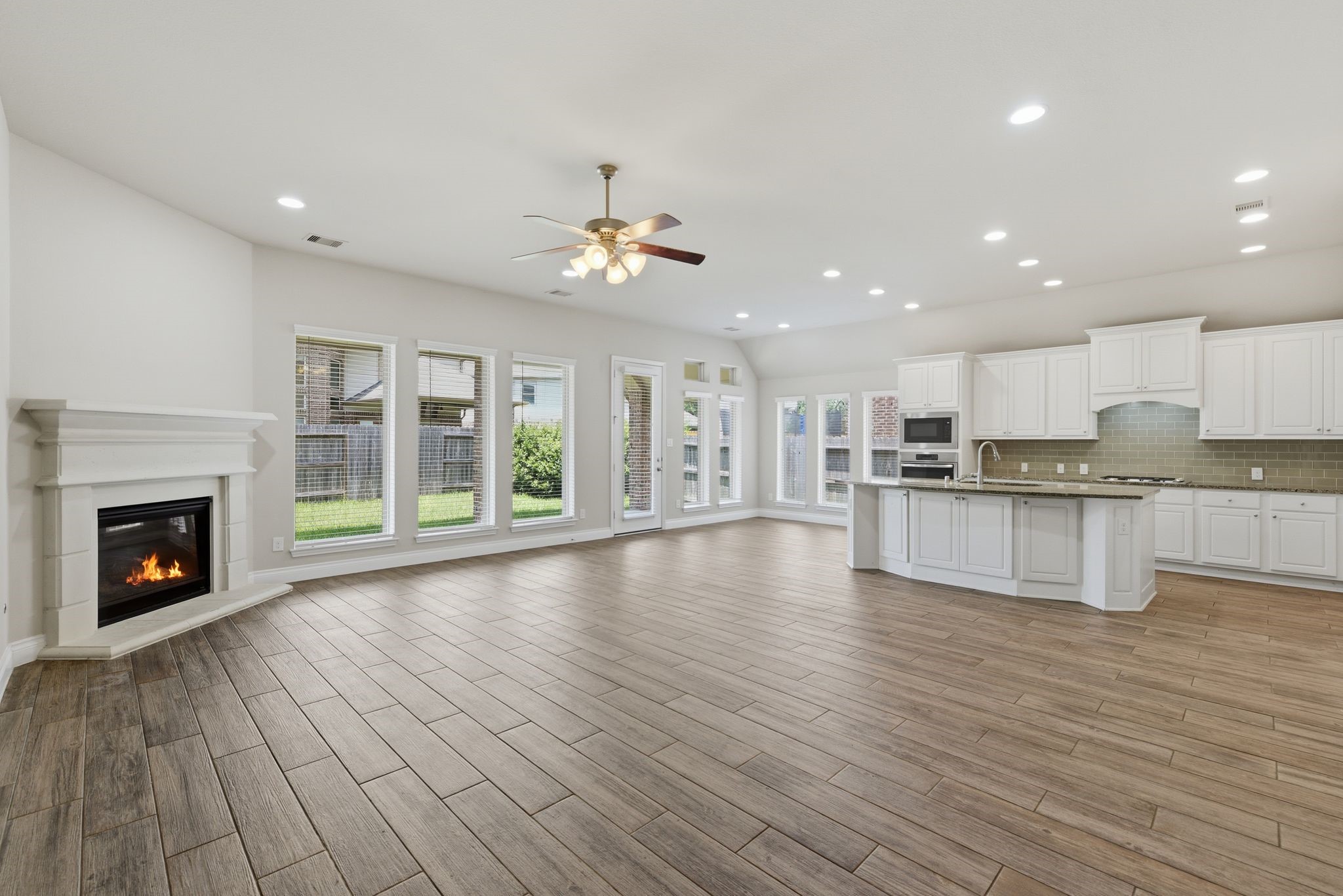 27922 Arden Trail Property Photo 7