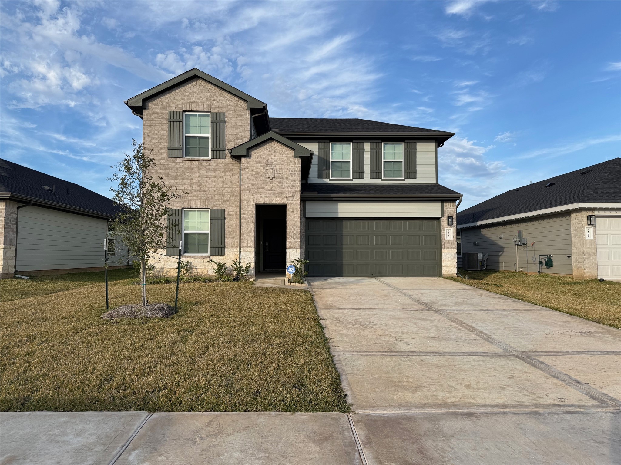 31310 Derbyhaven Drive Property Photo 2