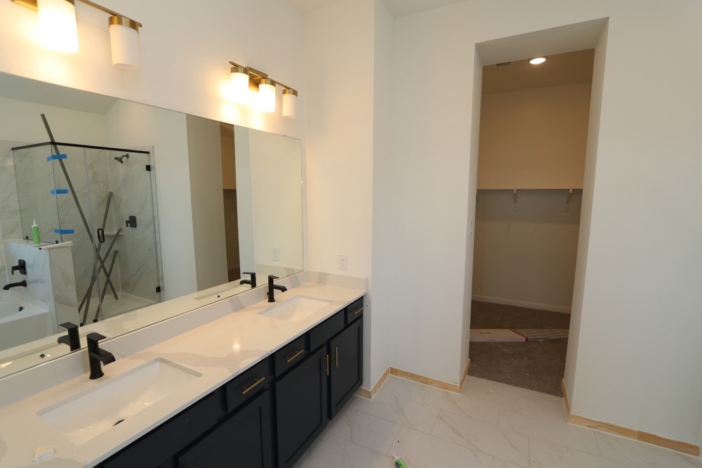 5019 North Star Trail Property Photo 12