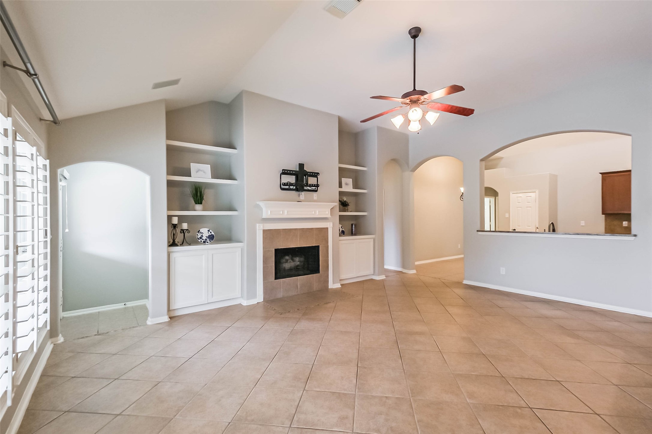 28207 Daystrom Lane Property Photo 16