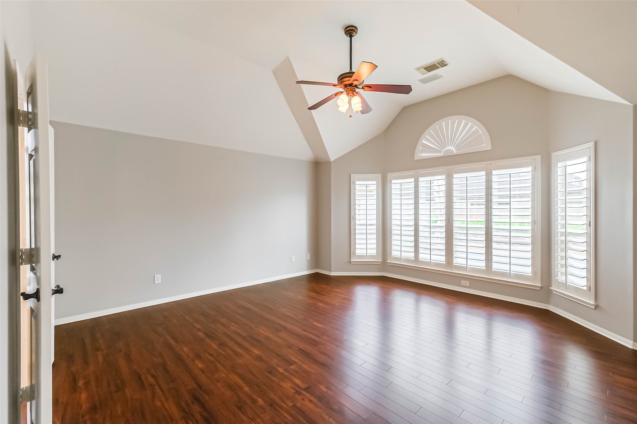 28207 Daystrom Lane Property Photo 24