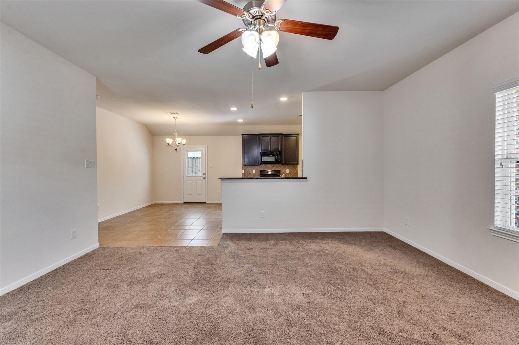 12915 Almeda Crossing Court, Houston Tx 77048 Property Photo 7