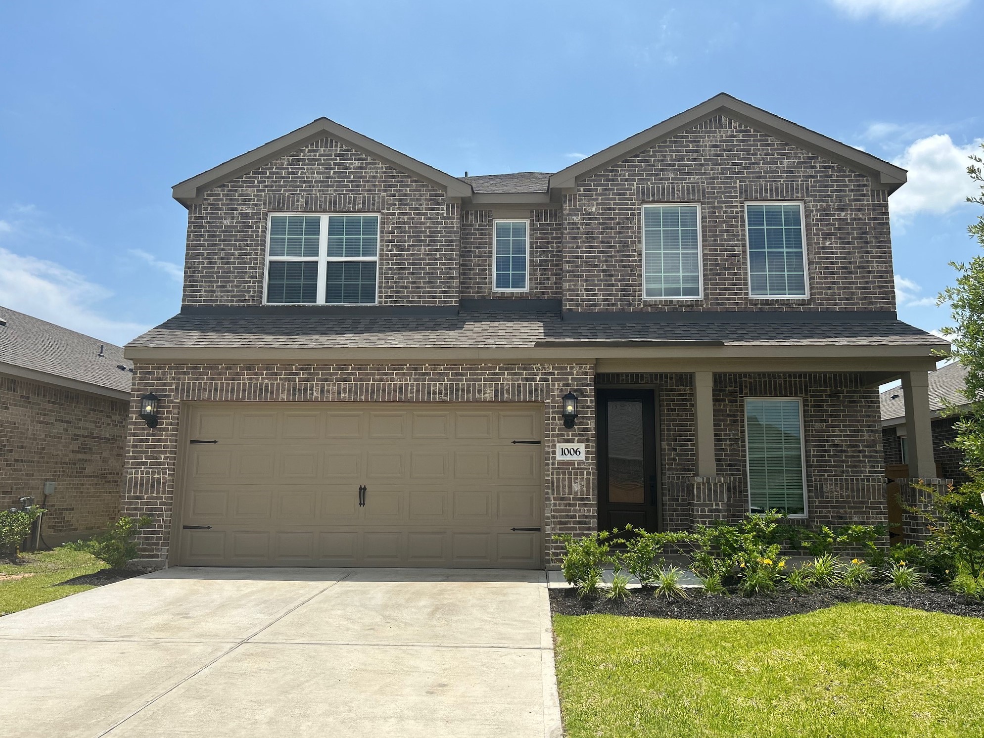 1006 Whispering Winds Drive Property Photo 1