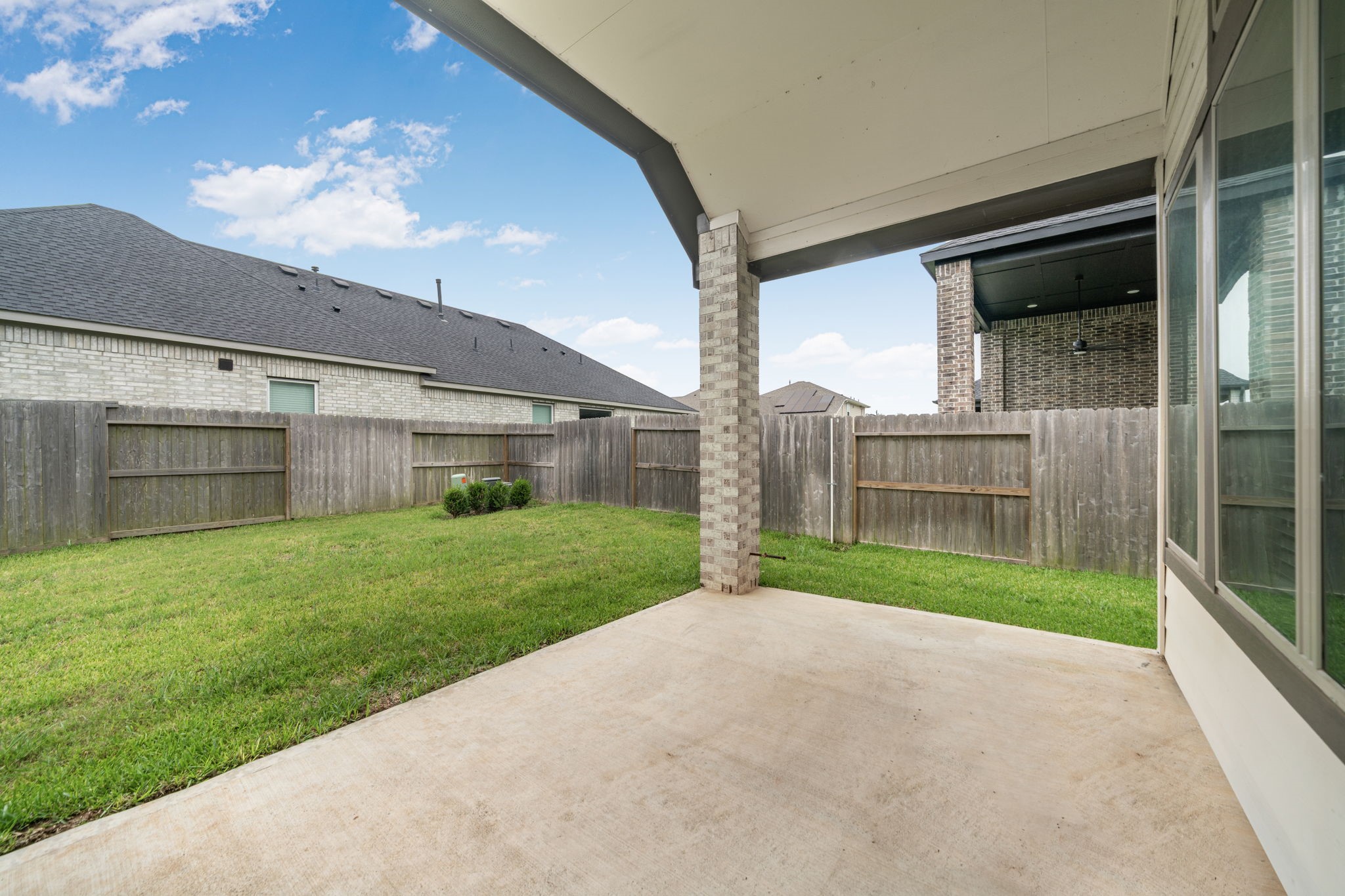 10718 Blossom River Drive Property Photo 7