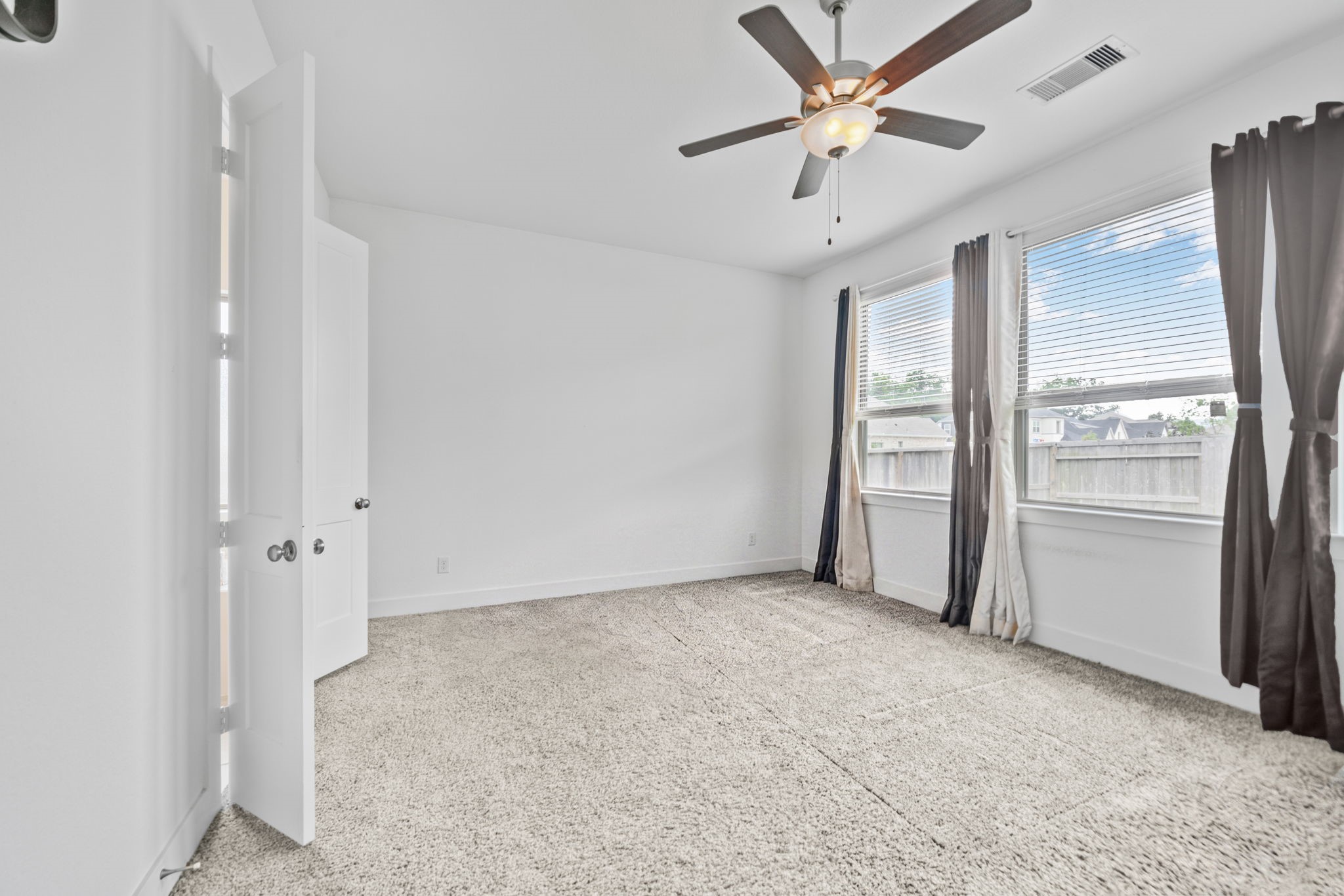 10718 Blossom River Drive Property Photo 29