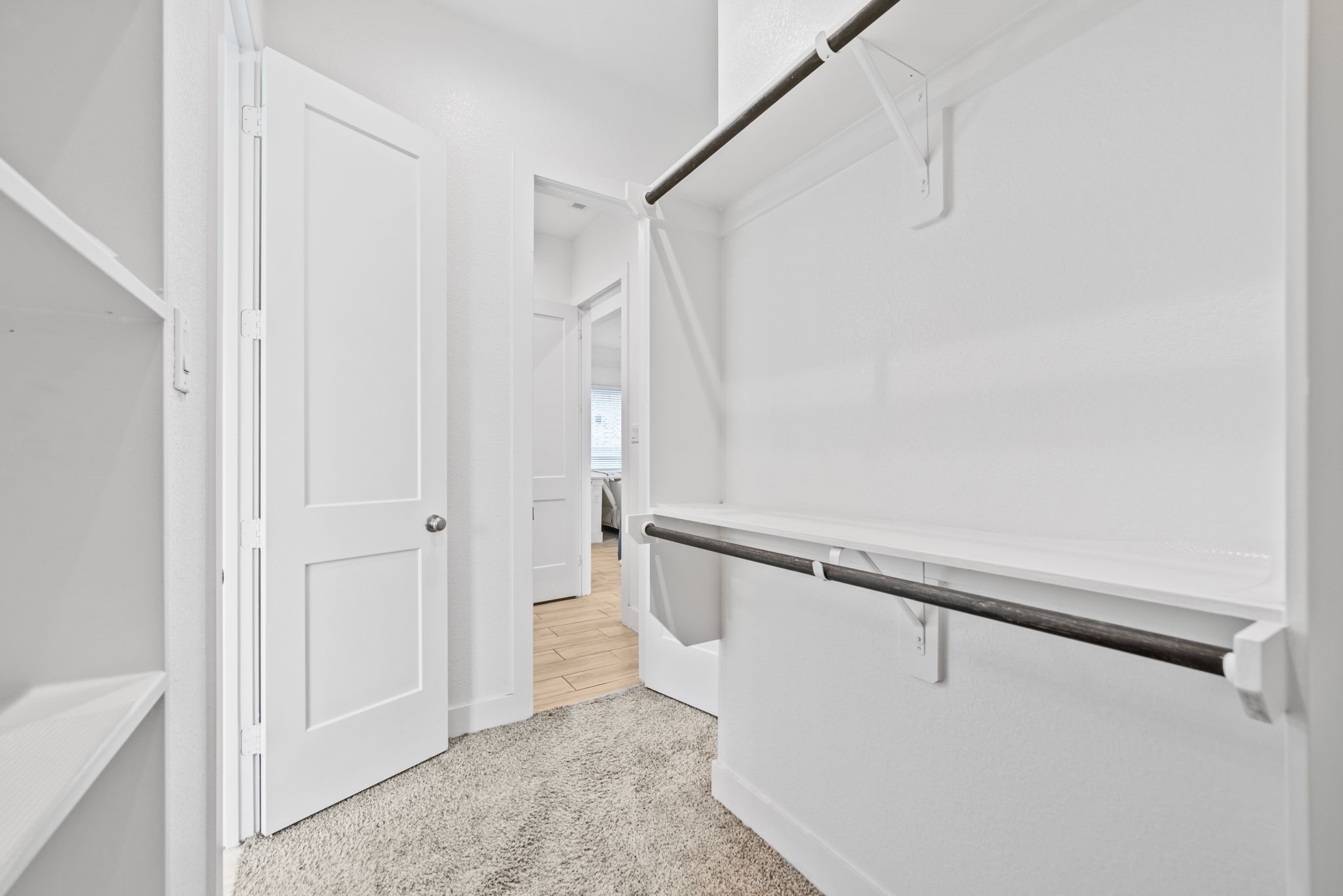 10718 Blossom River Drive Property Photo 33