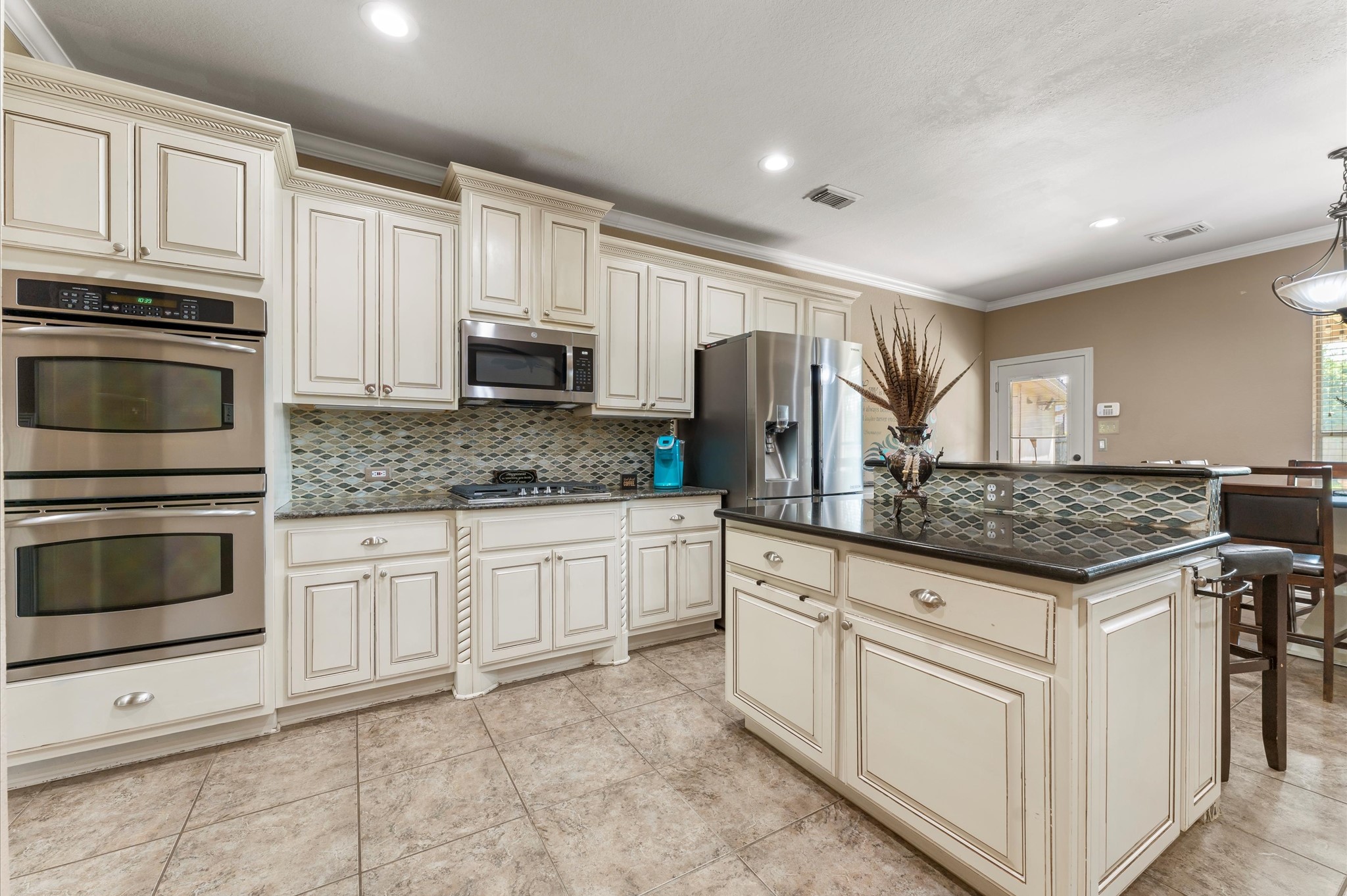 2602 Summer Trace Court Property Photo 13