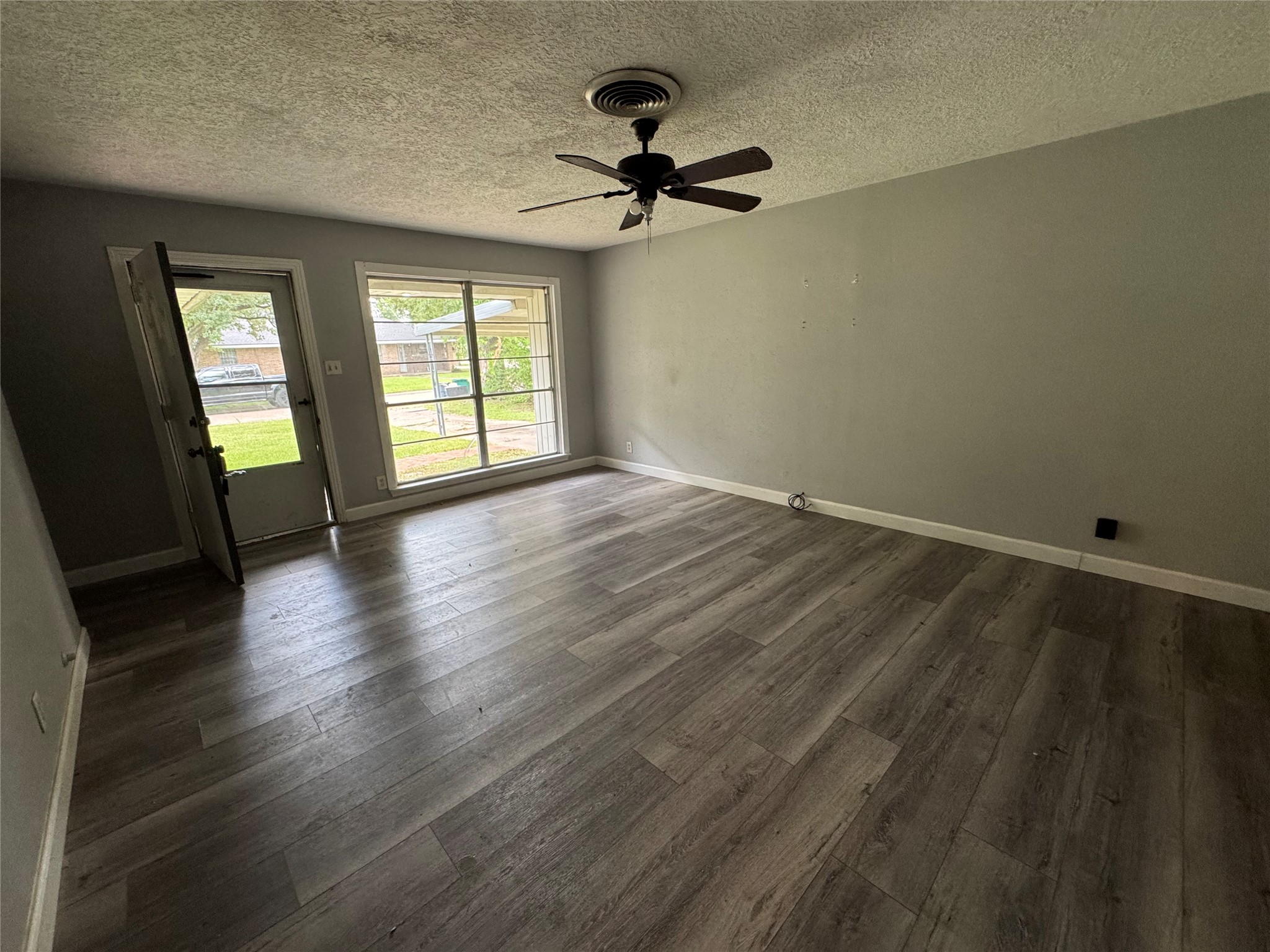 311 Alta Vista Drive Property Photo 5