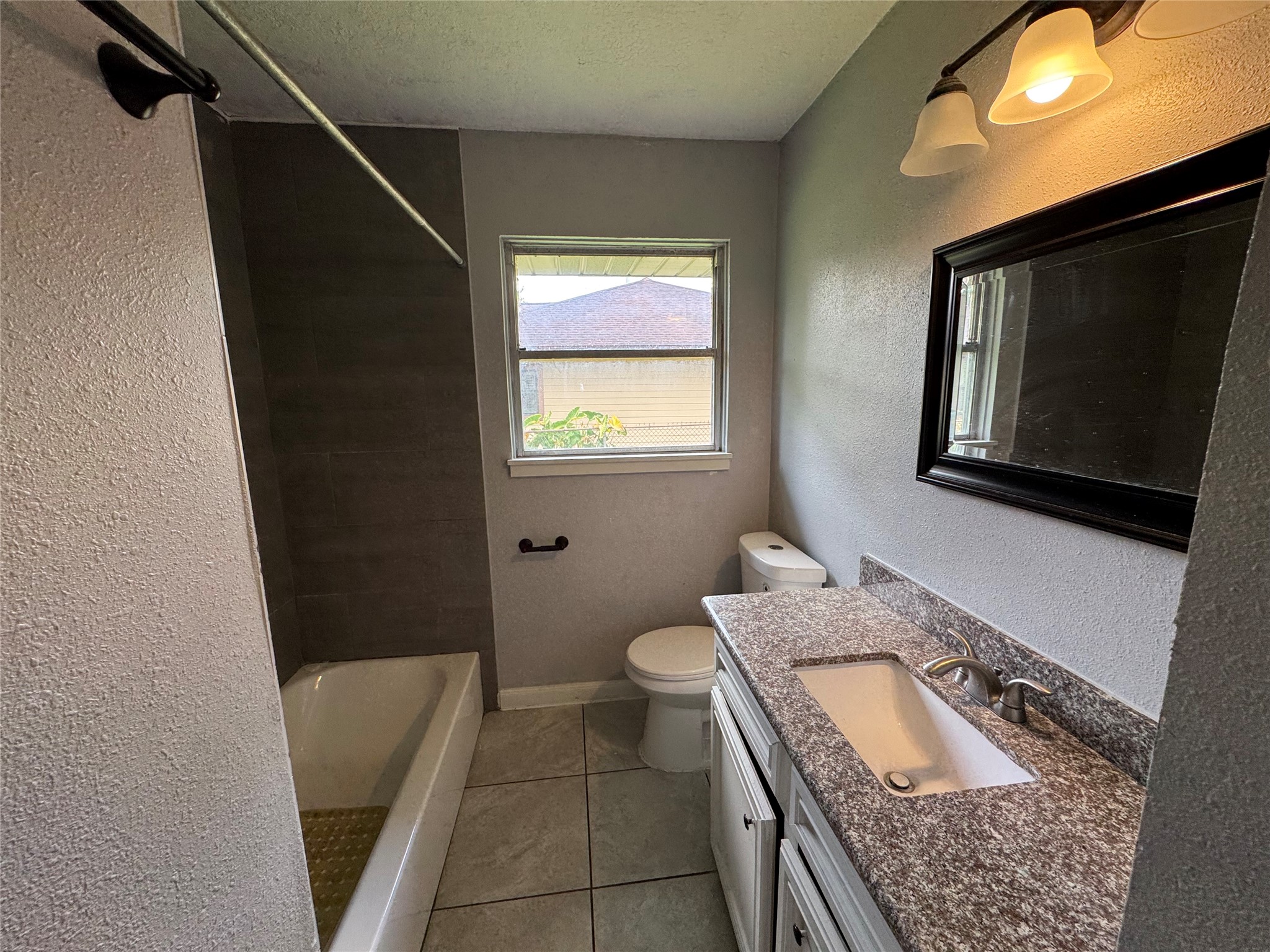 311 Alta Vista Drive Property Photo 8