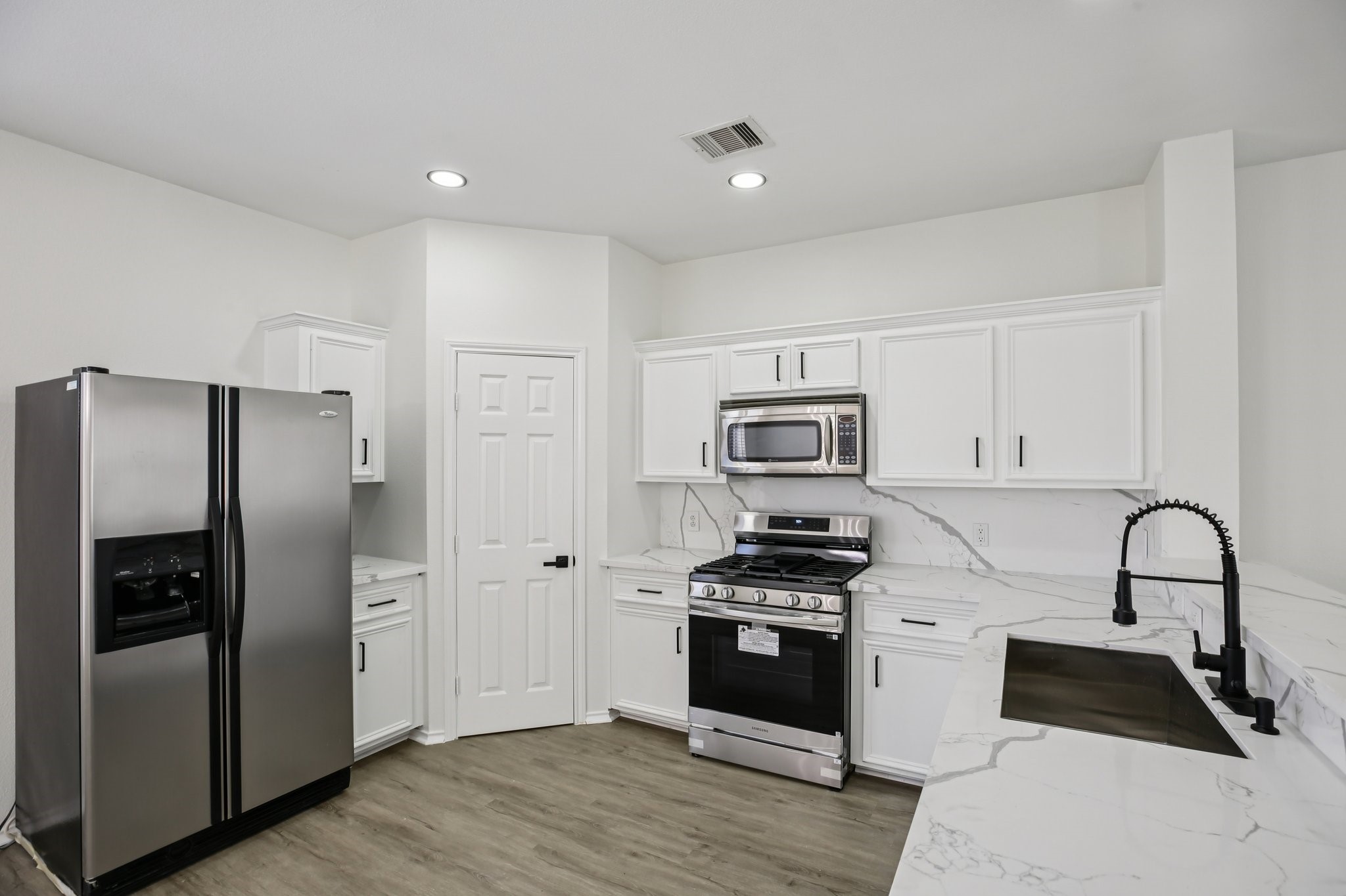 1705 Stuart Street Property Photo 17
