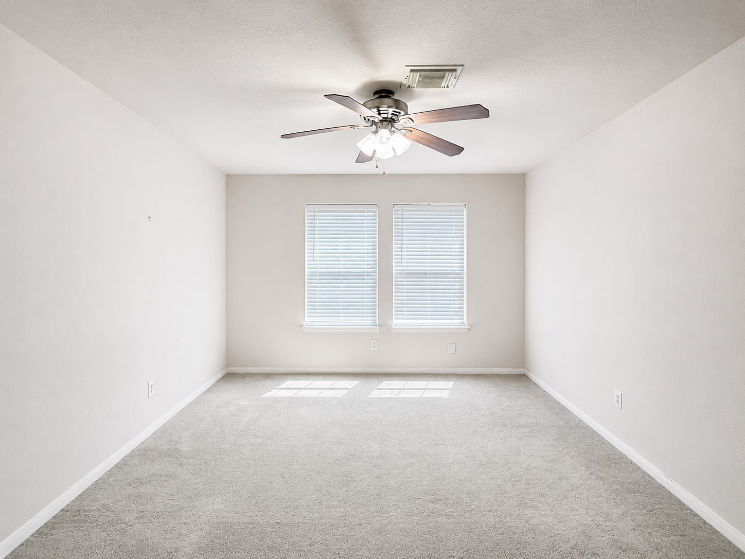 19315 Summer Island Way Property Photo 14