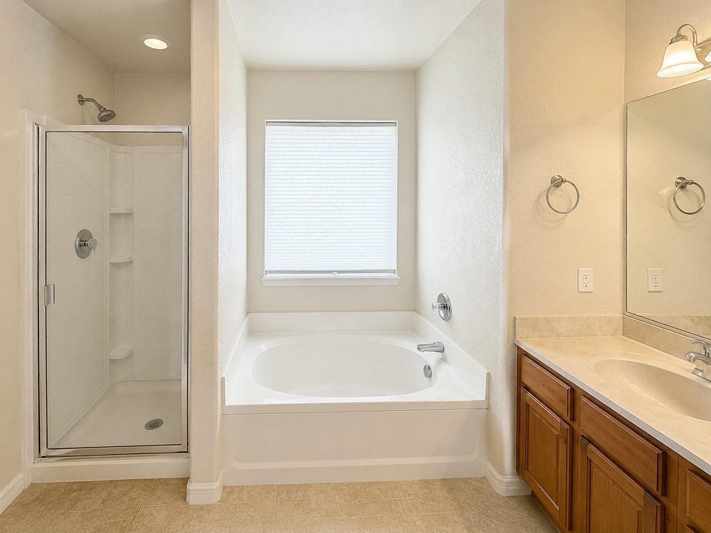 19315 Summer Island Way Property Photo 23