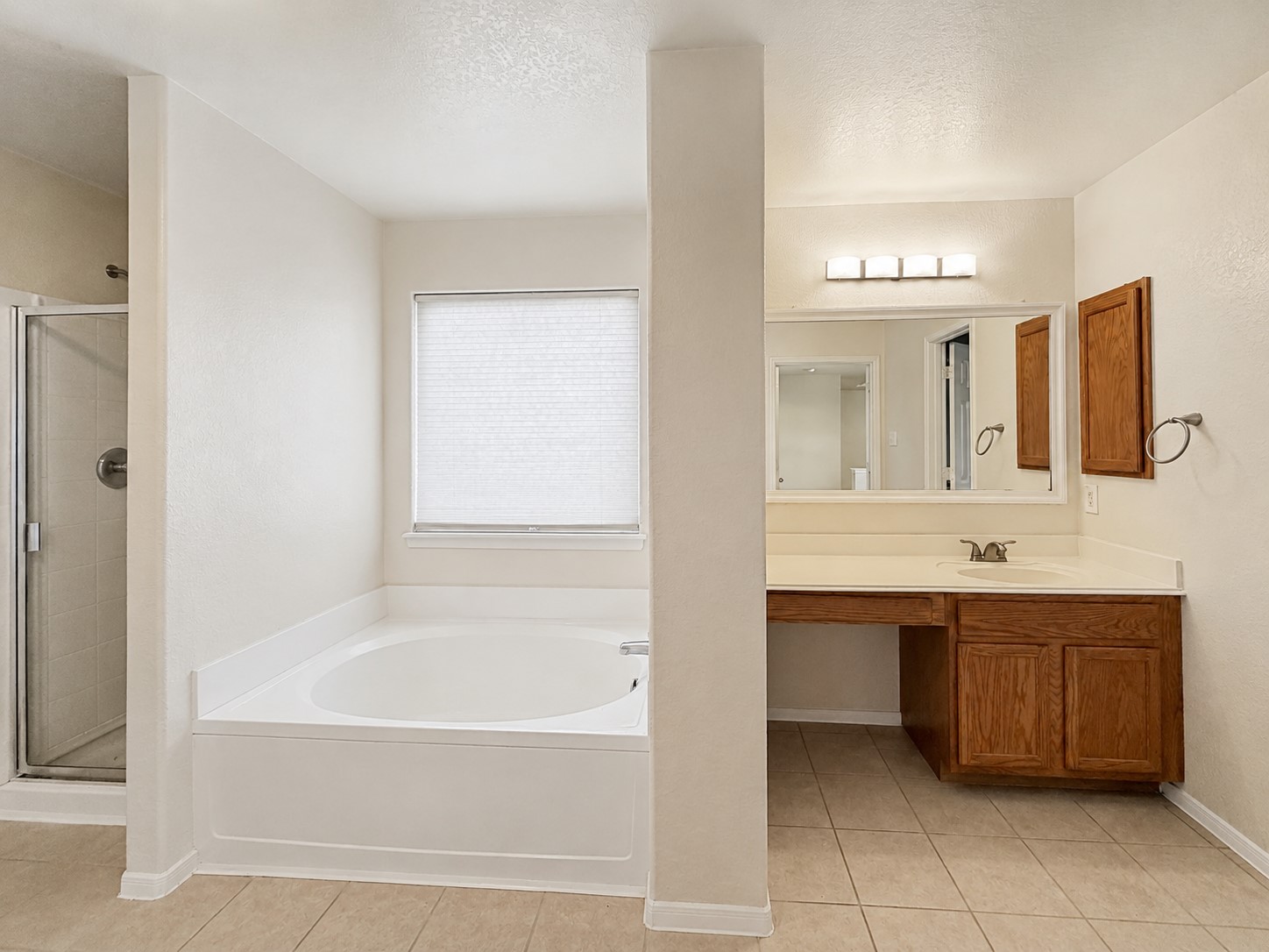 19315 Summer Island Way Property Photo 24