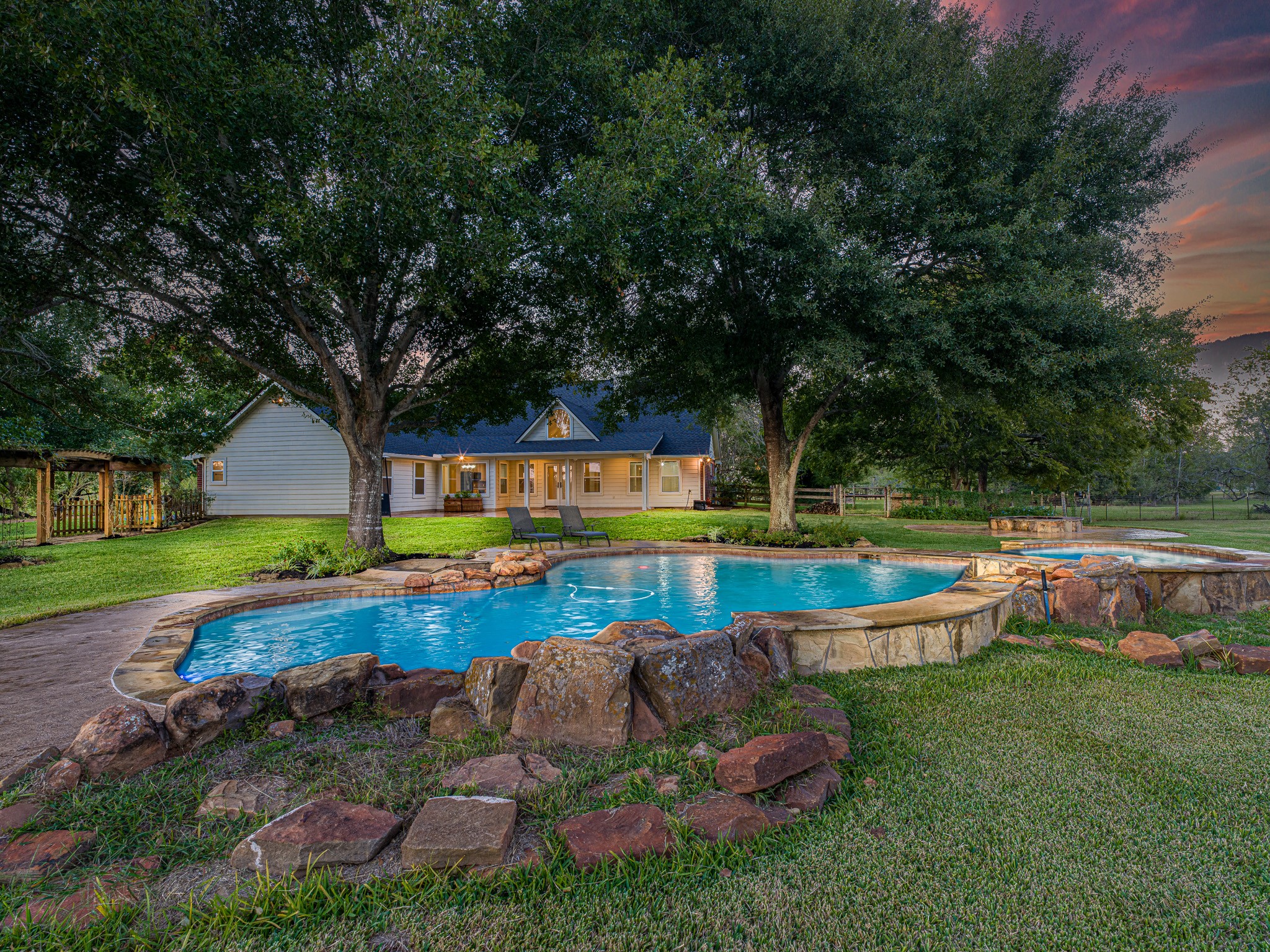 32601 Rogers Road Property Photo 2