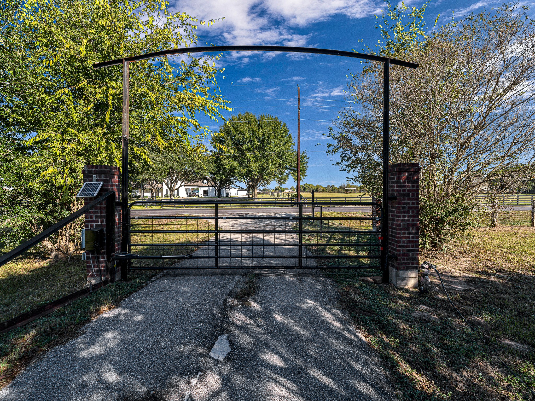 32601 Rogers Road Property Photo 6