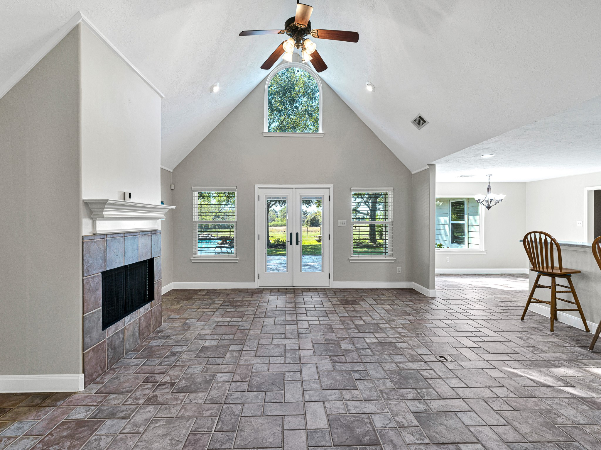 32601 Rogers Road Property Photo 15