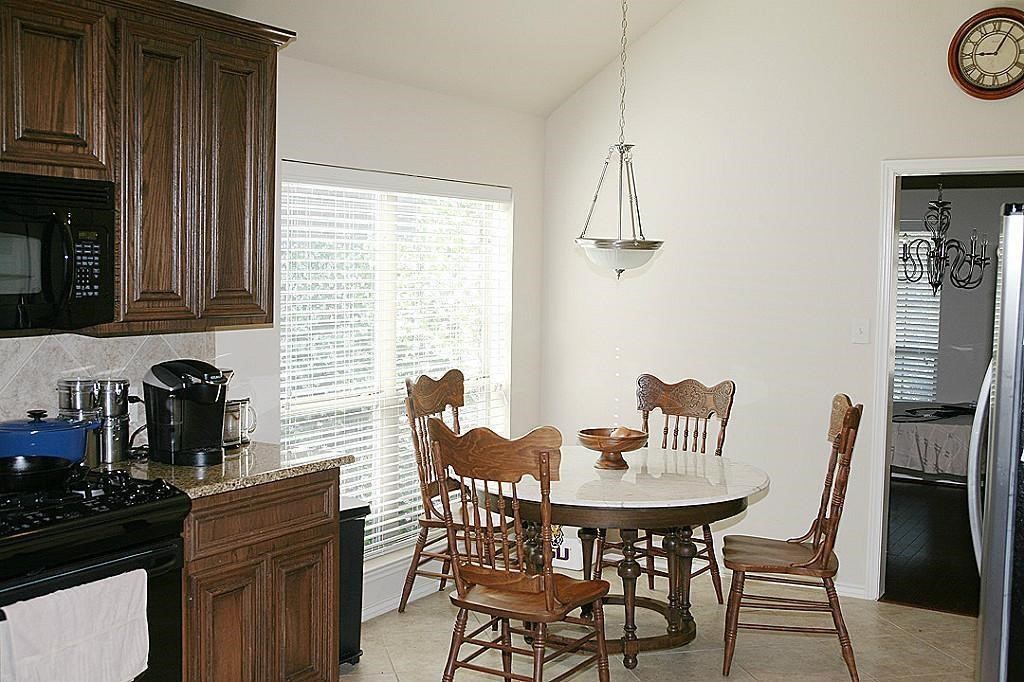 868 Sierra Brook Lane Property Photo 6