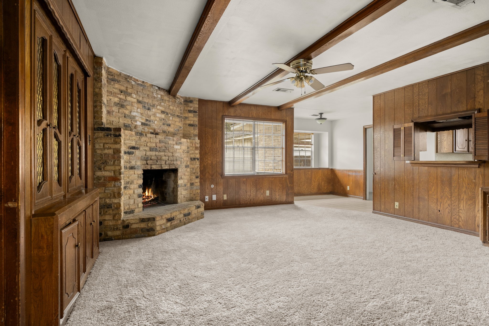 1039 Marcella Property Photo 7