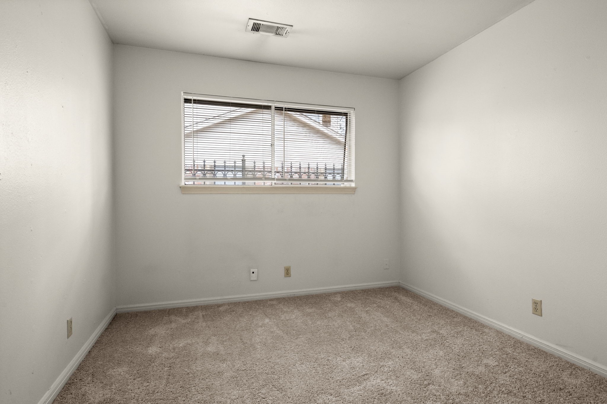 1039 Marcella Property Photo 18