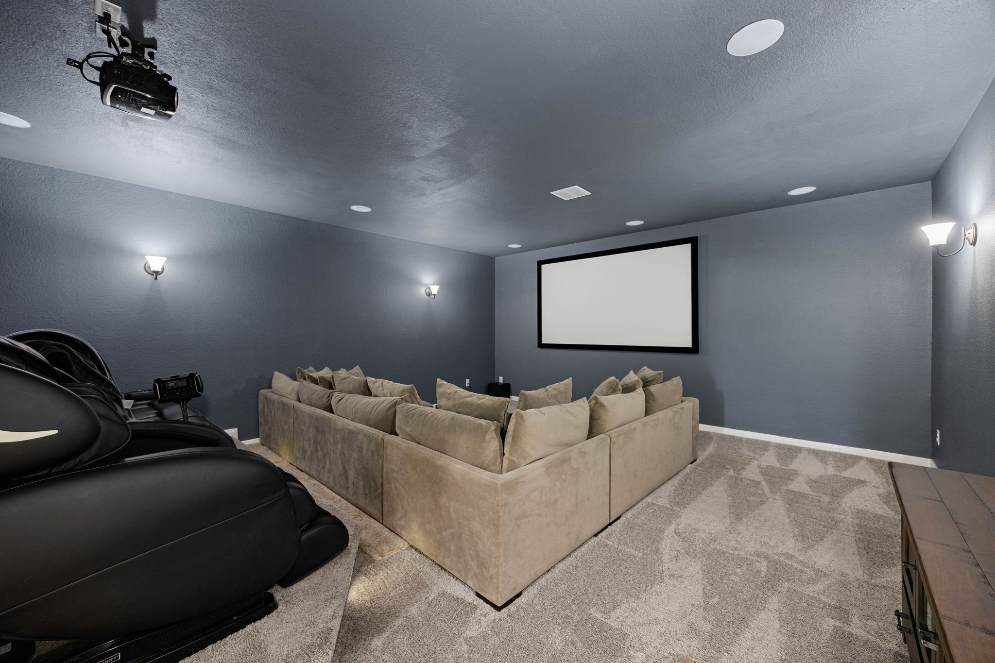1403 Ashen Flock Court Property Photo 22
