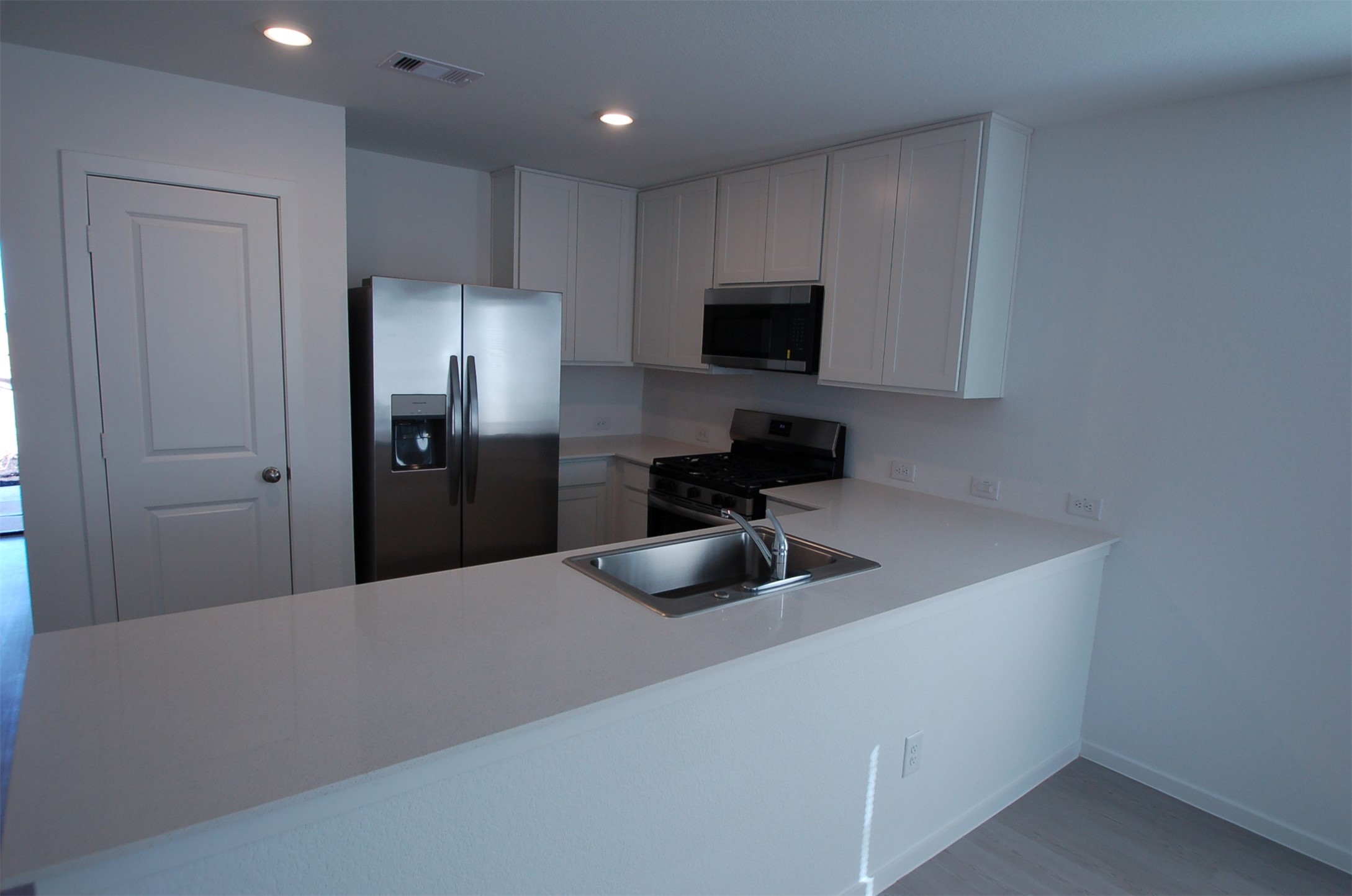 16219 Domestic Dove Way Property Photo 5