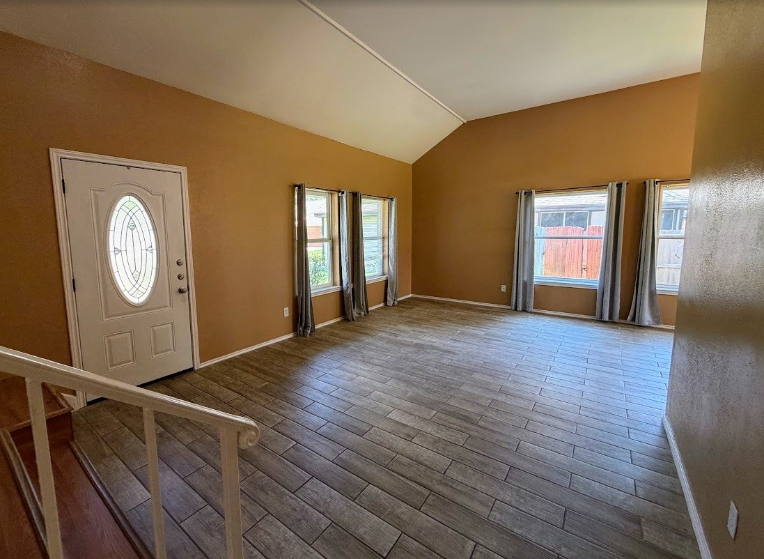 10307 Linecamp Drive Property Photo 4
