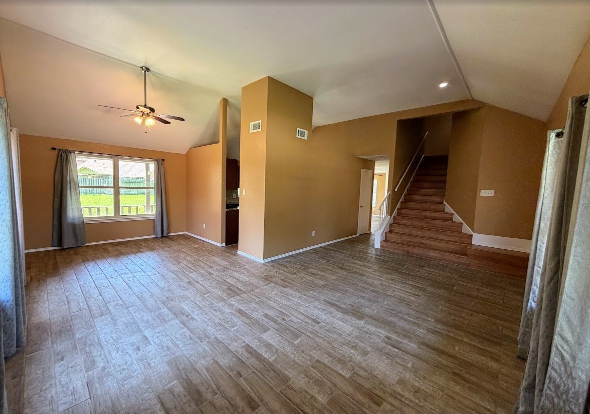 10307 Linecamp Drive Property Photo 6