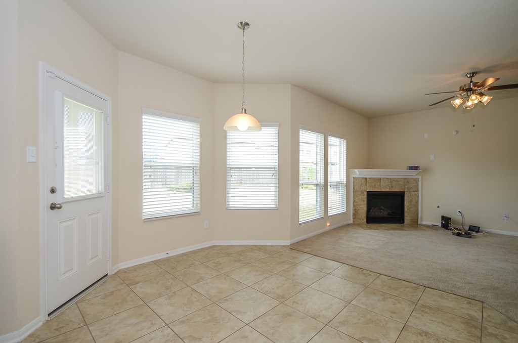 14935 Vinegrove Falls Court Property Photo 9