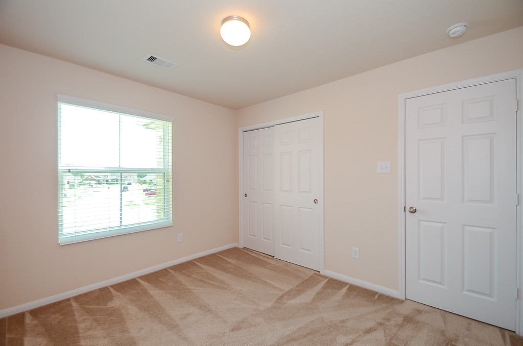 14935 Vinegrove Falls Court Property Photo 25
