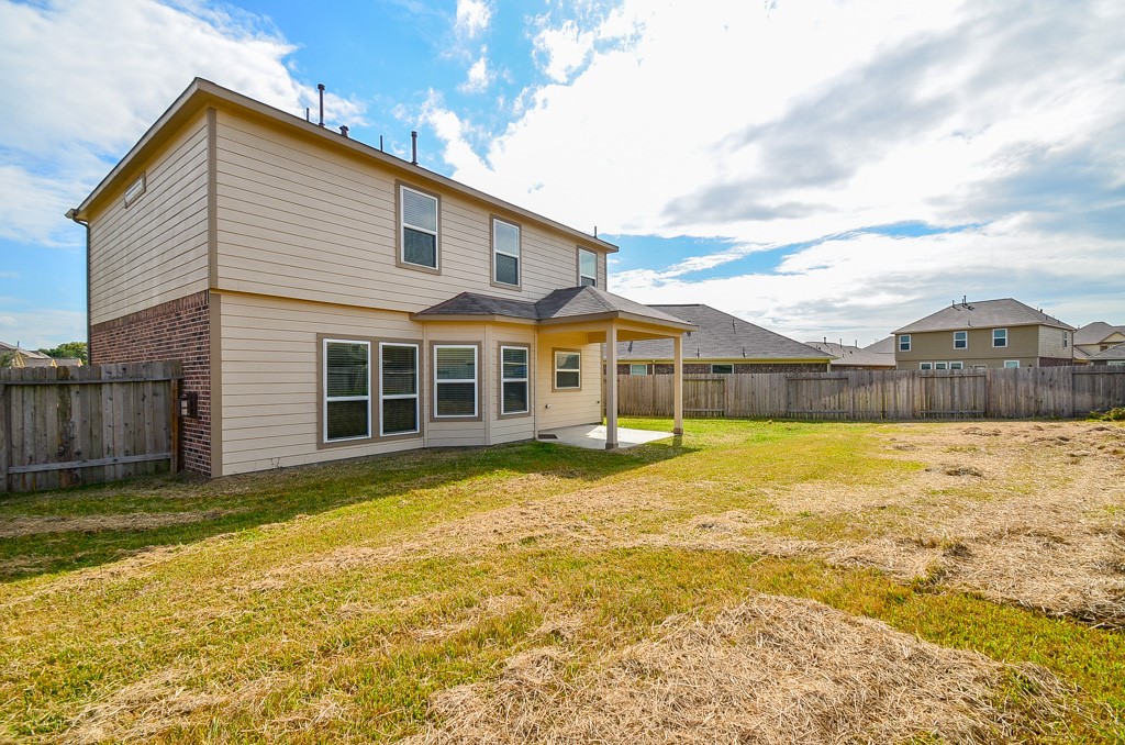 14935 Vinegrove Falls Court Property Photo 31