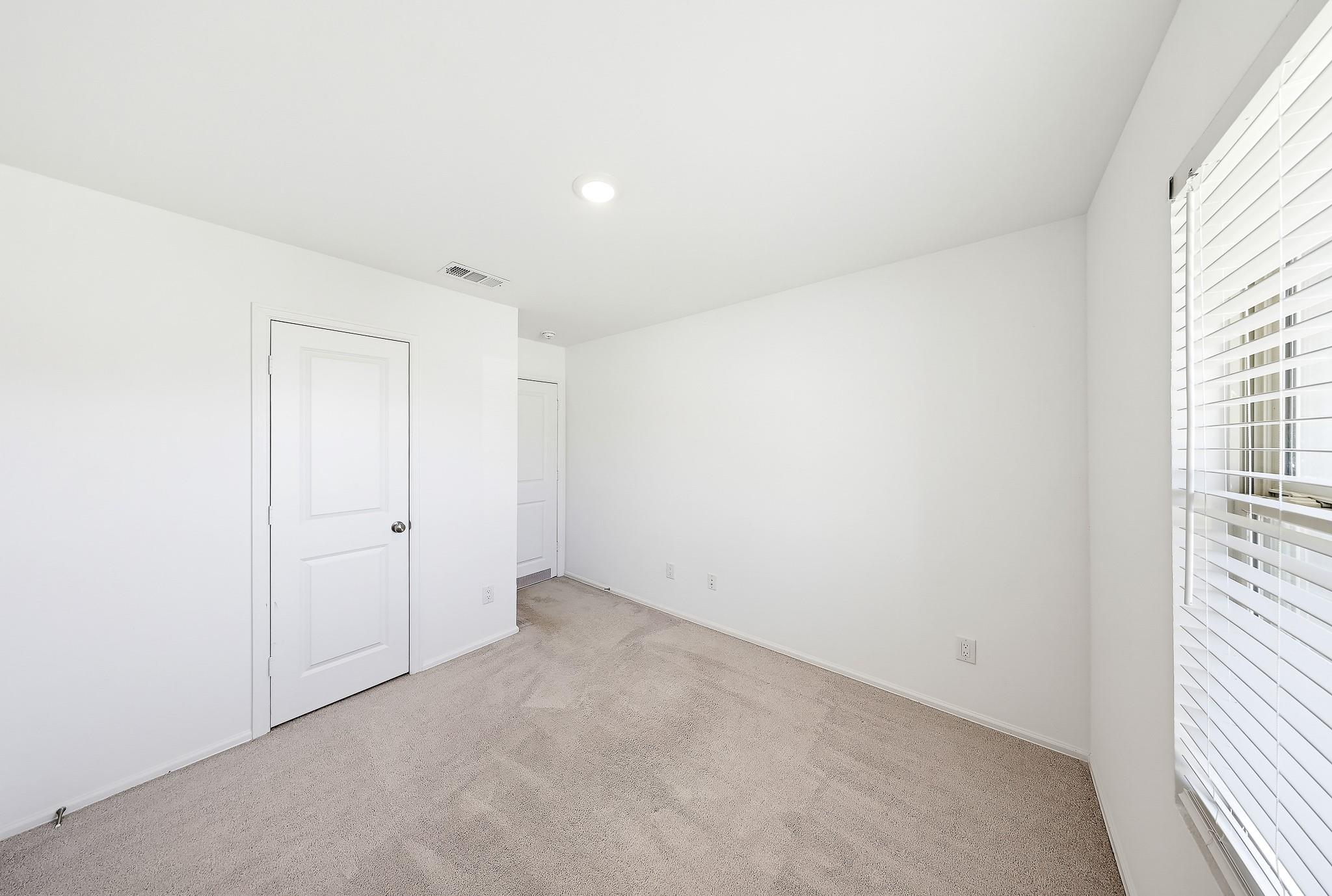 13946 Manatee Street Property Photo 13