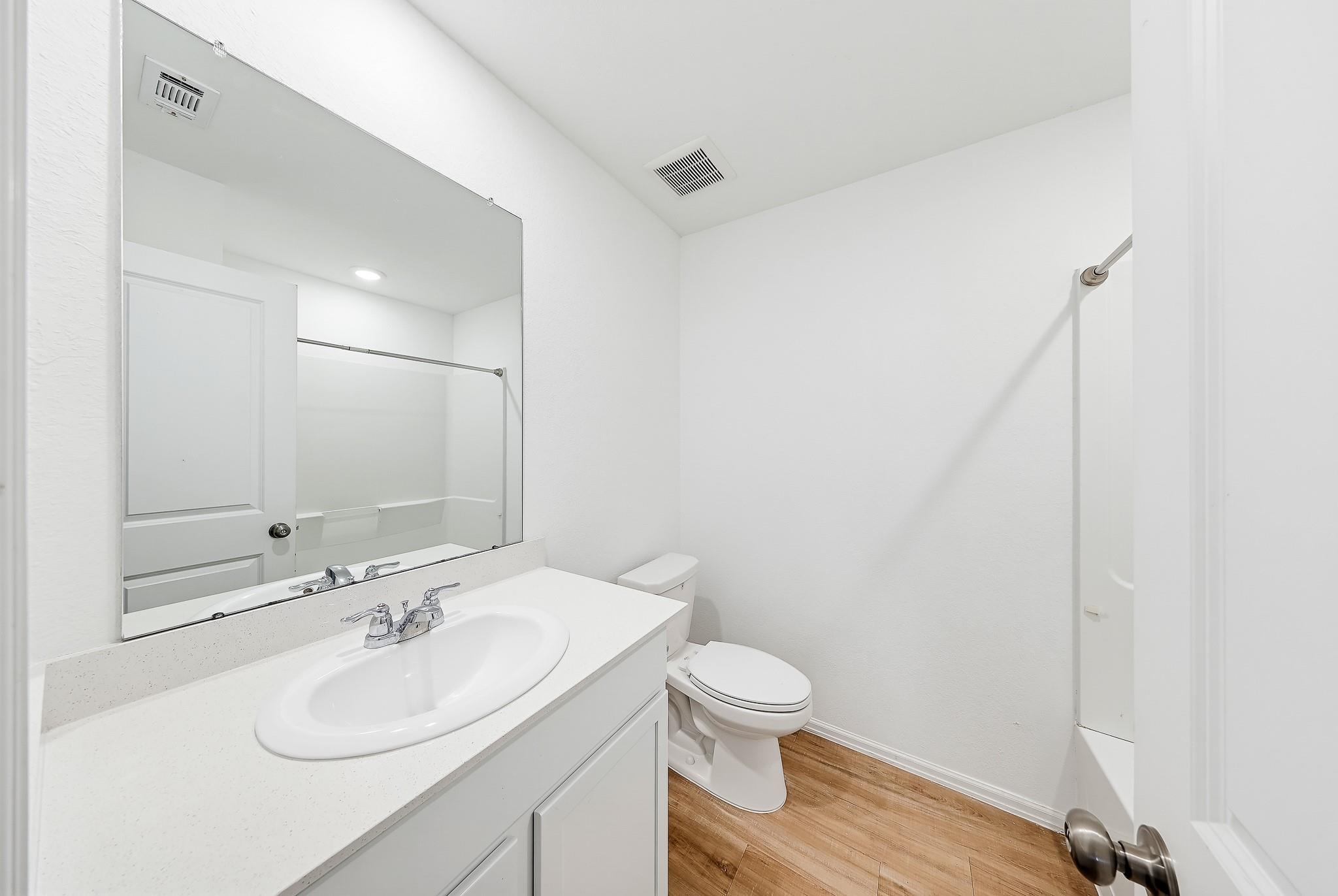 13946 Manatee Street Property Photo 15