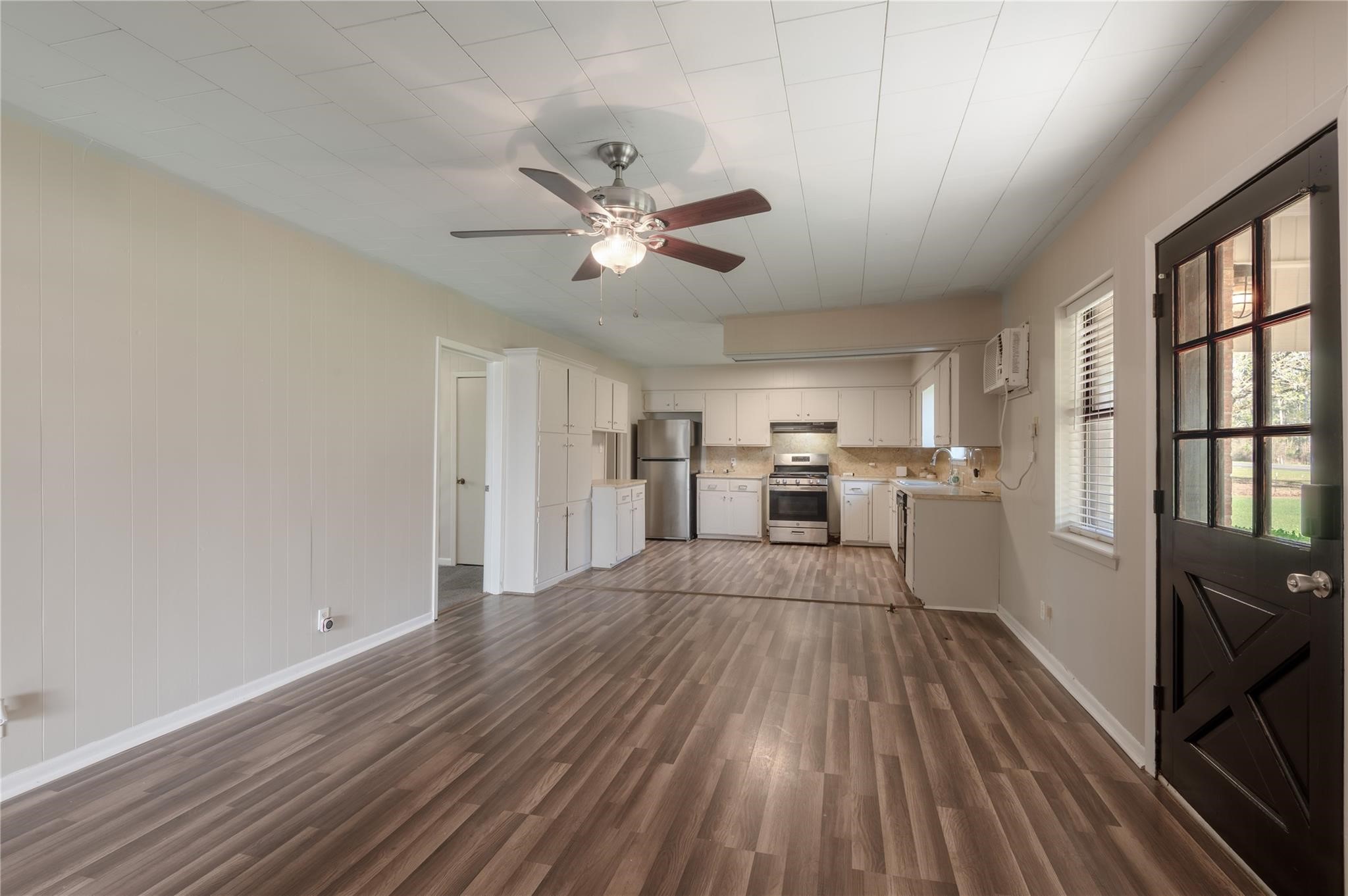 2155 W Us Highway 287 Property Photo 6
