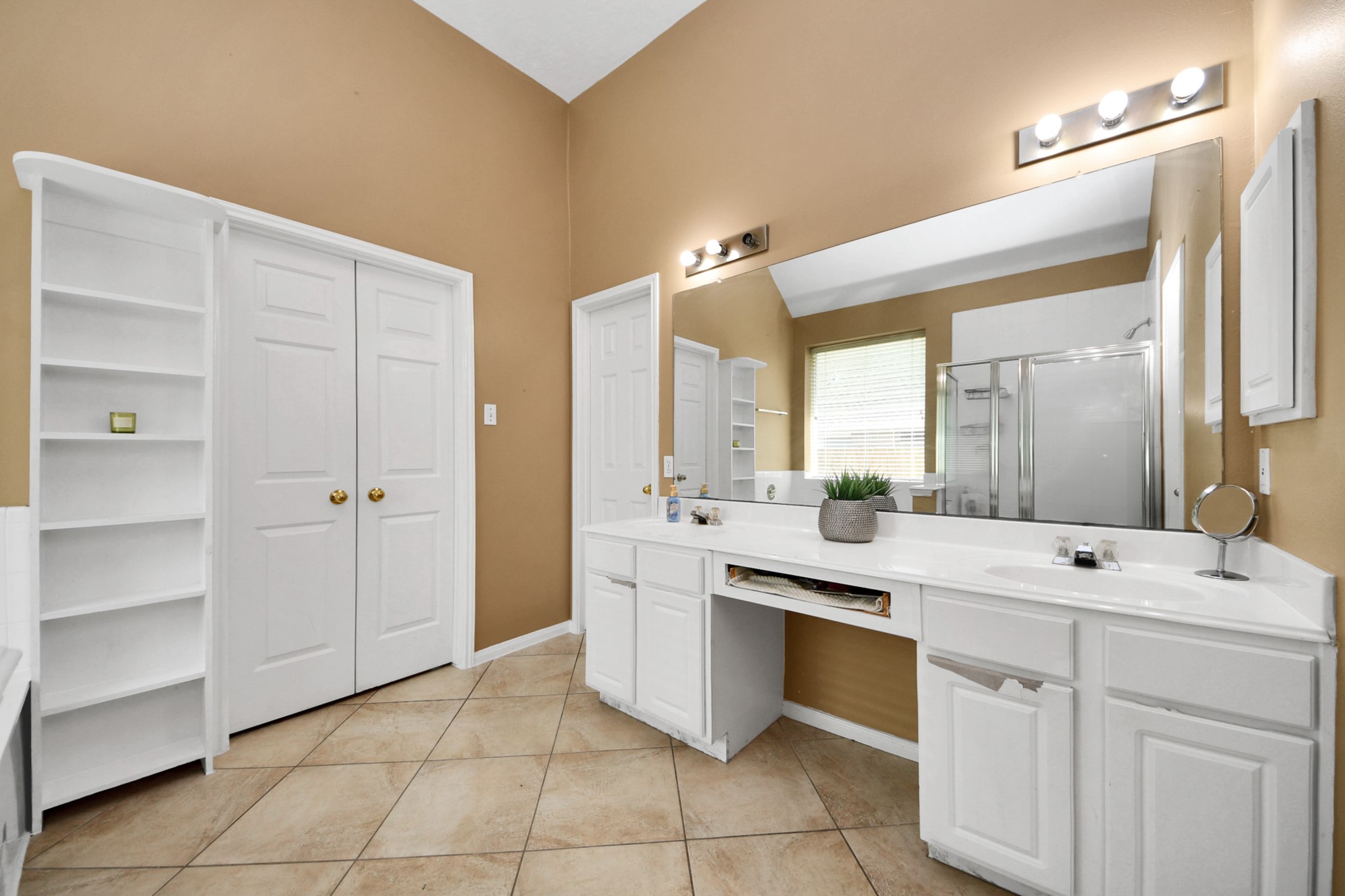 19219 Kristen Pine Drive Property Photo 24