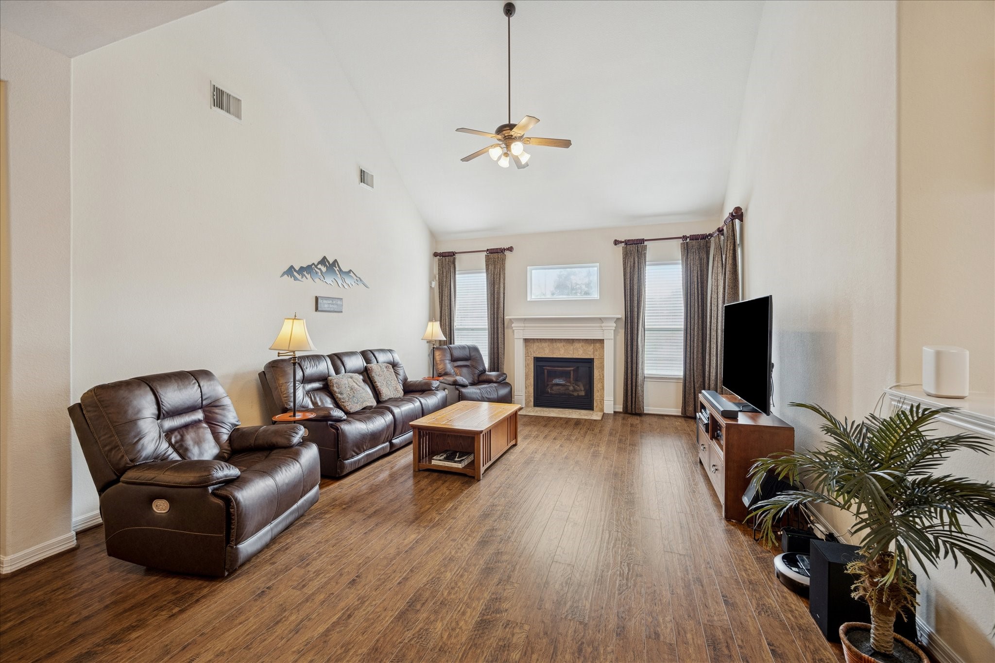 15515 Amber Hollow Lane Property Photo 9