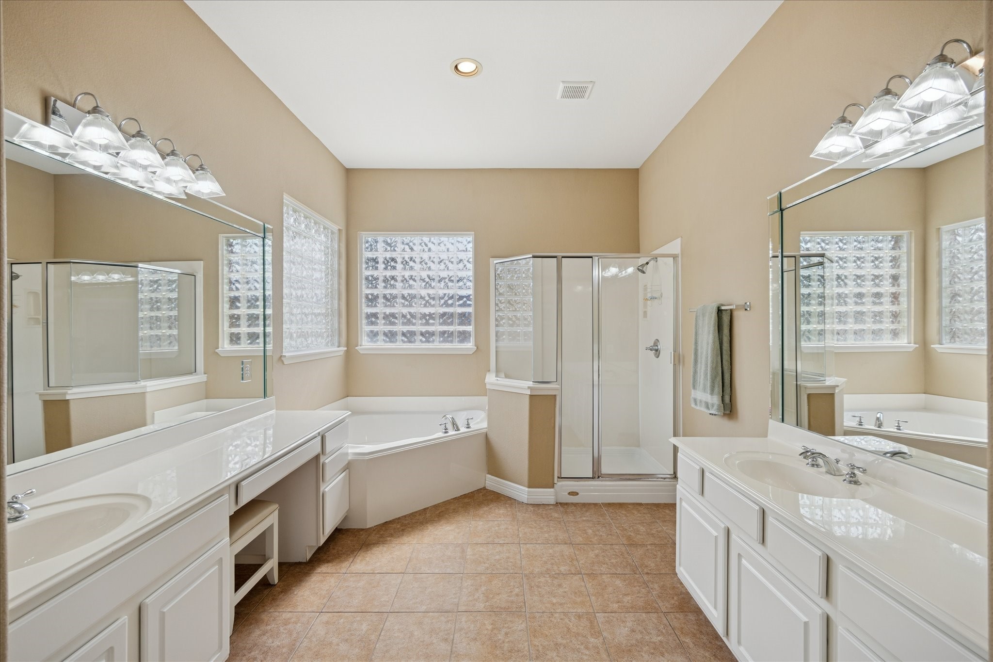 15515 Amber Hollow Lane Property Photo 18