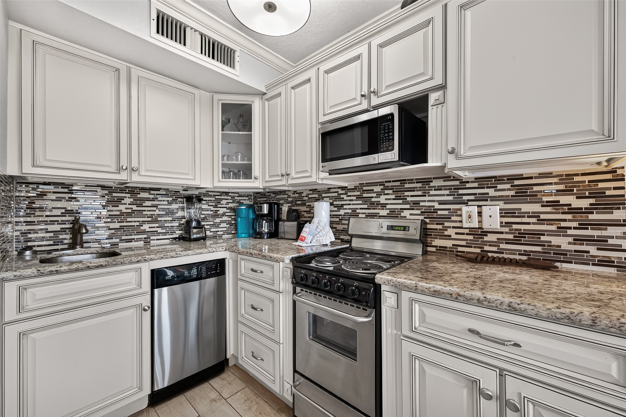 6300 Seawall Boulevard 9203 Property Photo 9