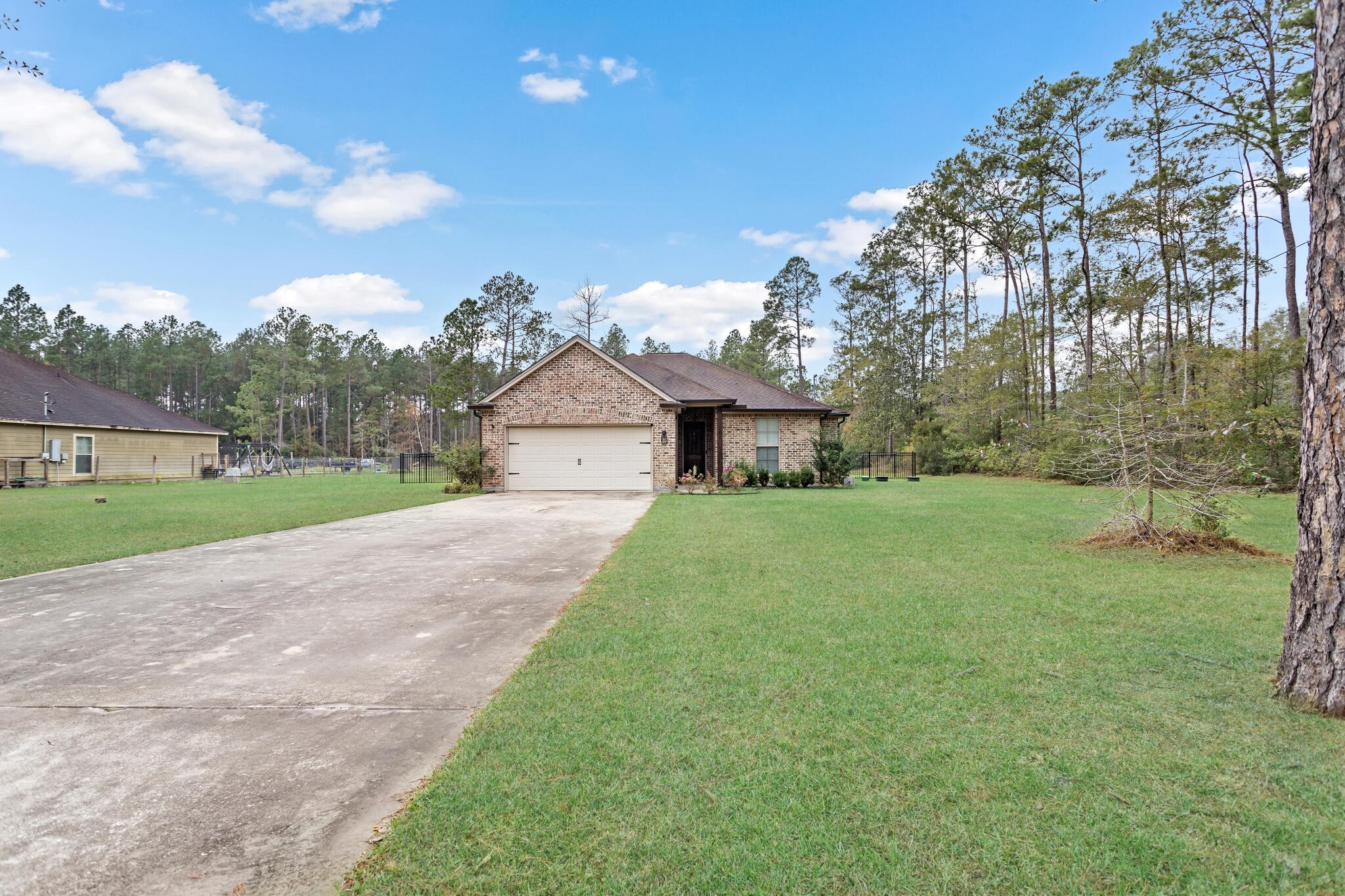 1471 Twin Bridges Road Property Photo