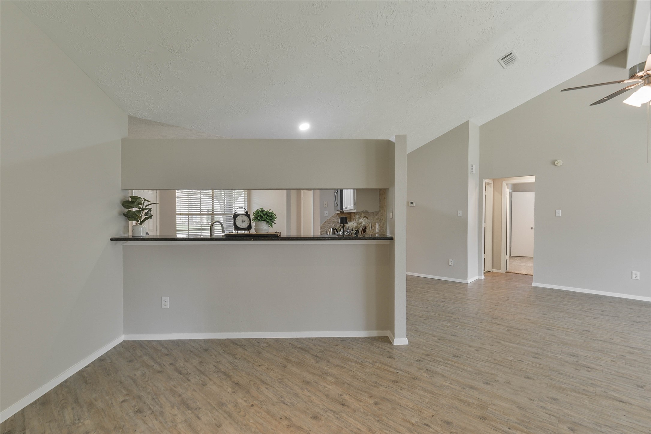 7211 Fuchsia Lane Property Photo 12