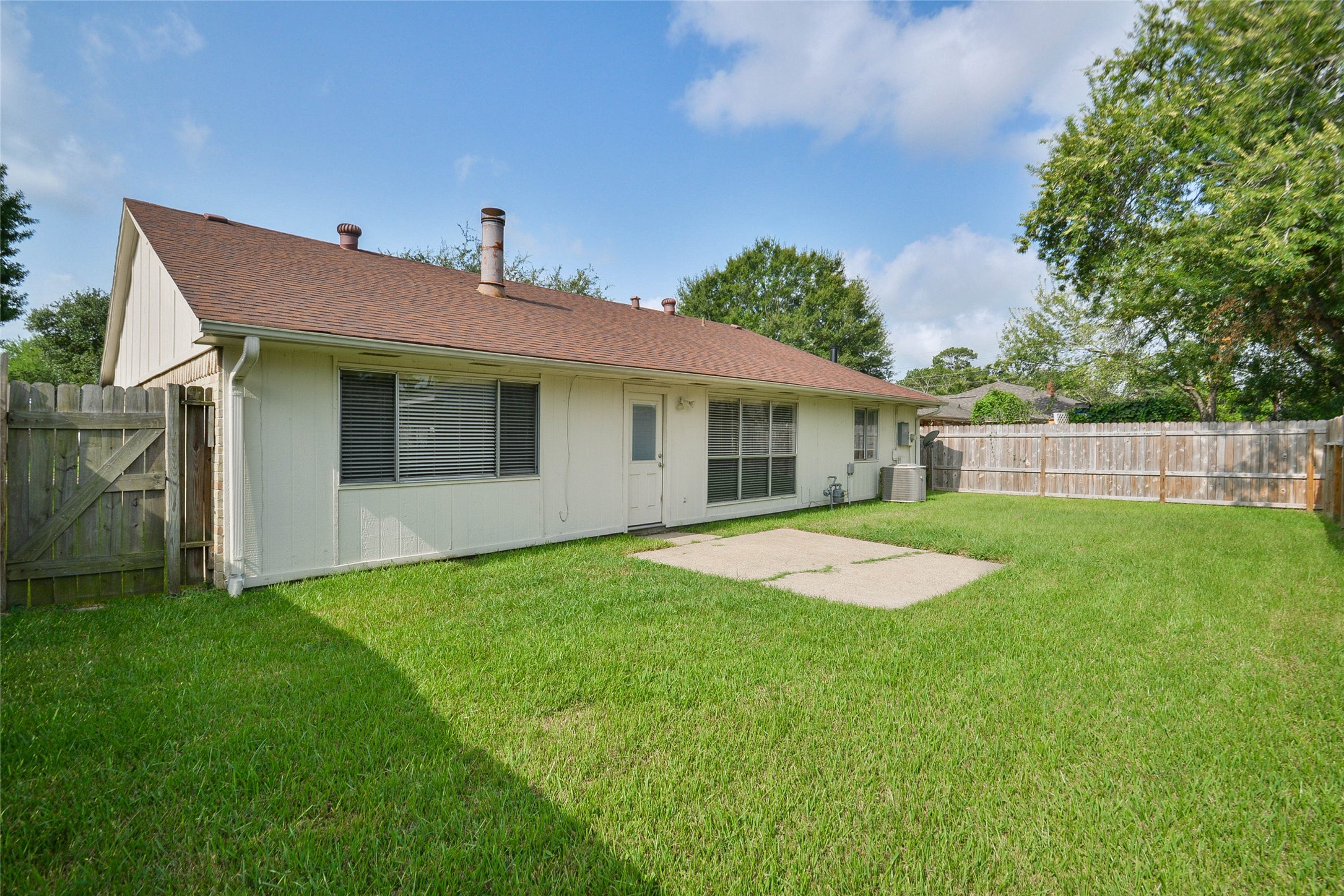 7211 Fuchsia Lane Property Photo 27