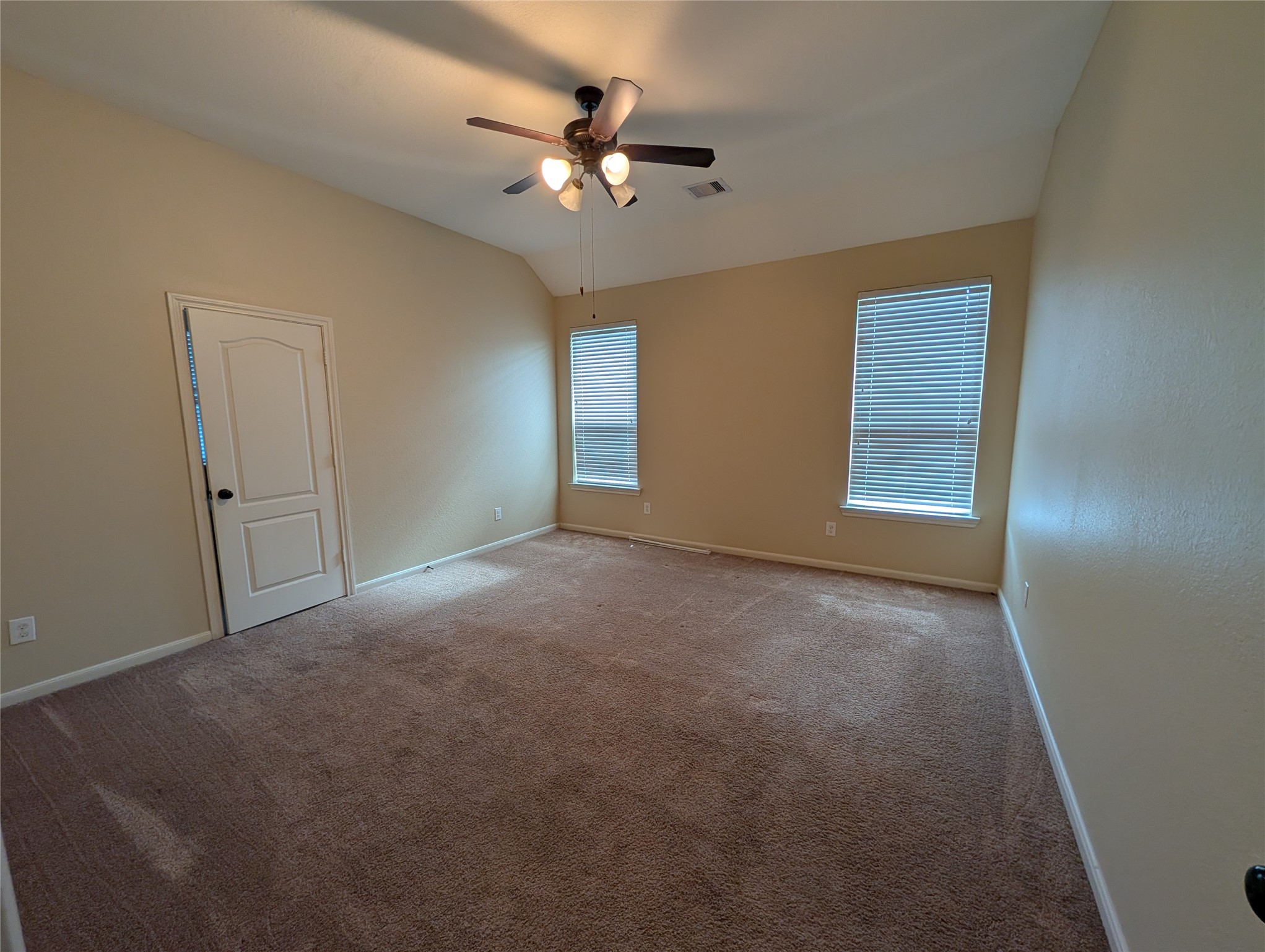 6614 Hunters Creek Lane Property Photo 10