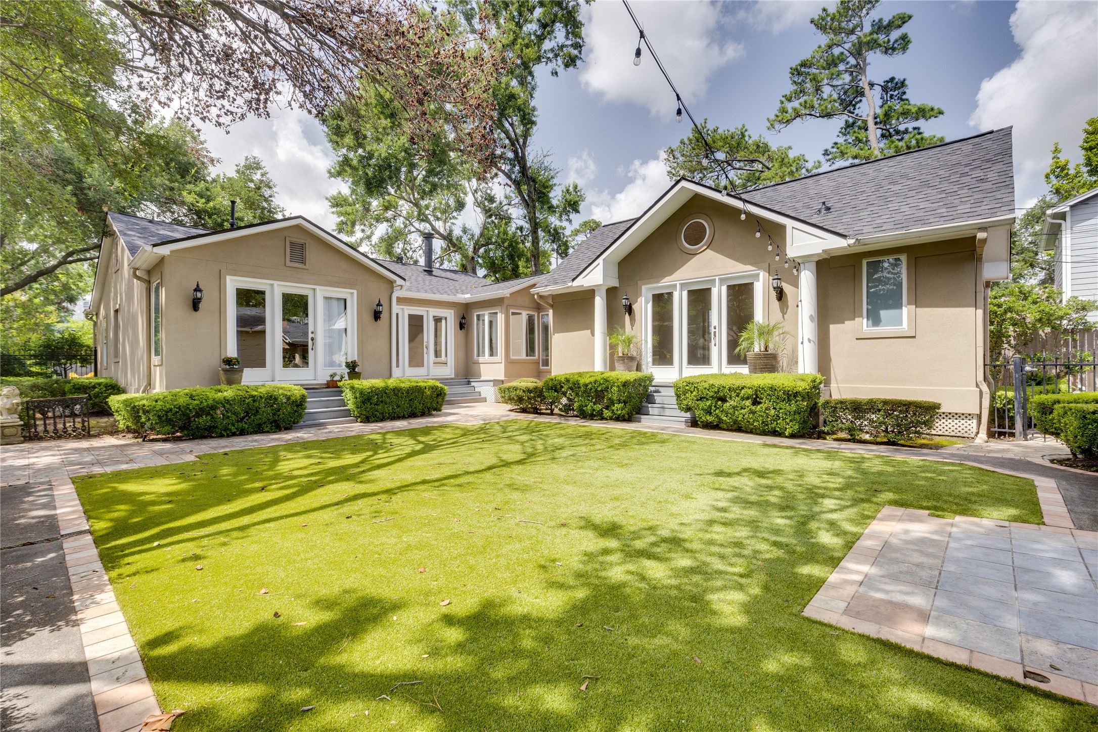 814 W 41st Street Property Photo 31