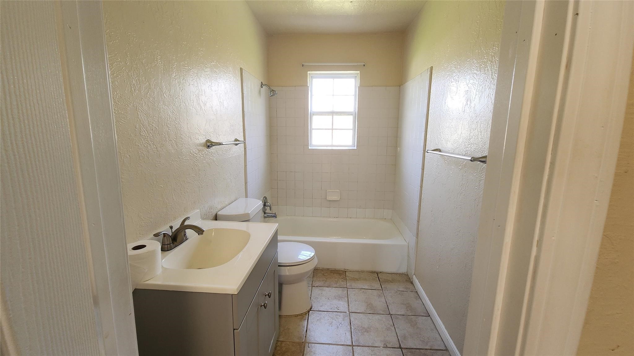 4415 Groton Drive Property Photo 10