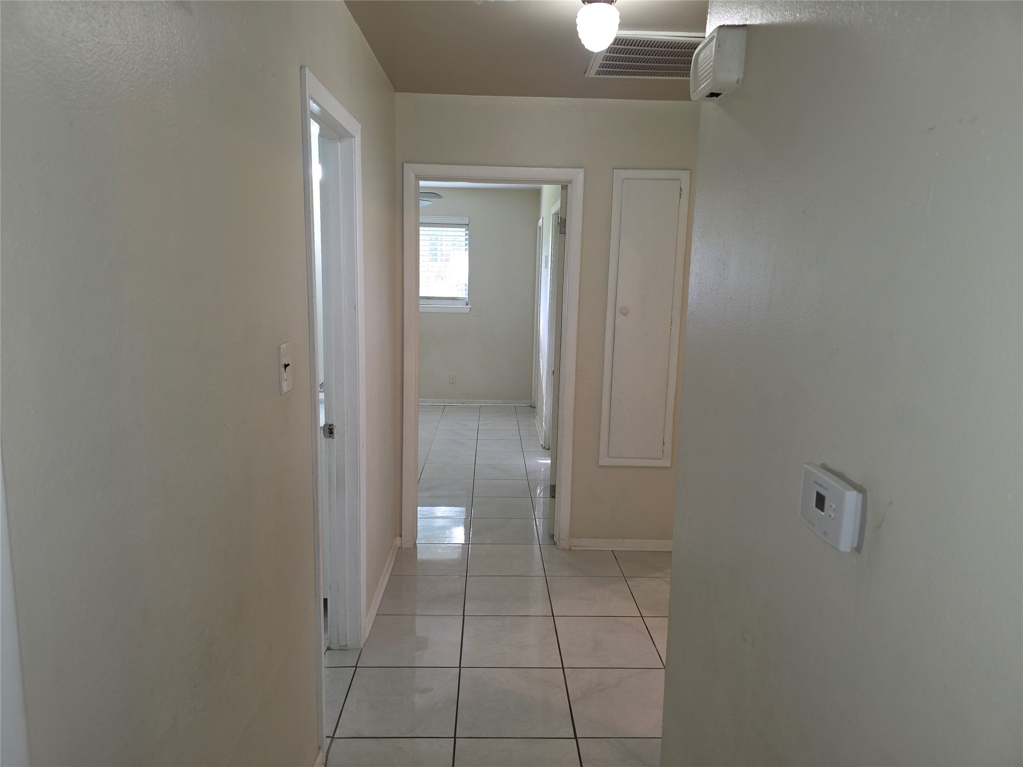 10315 Carthage Drive Property Photo 8