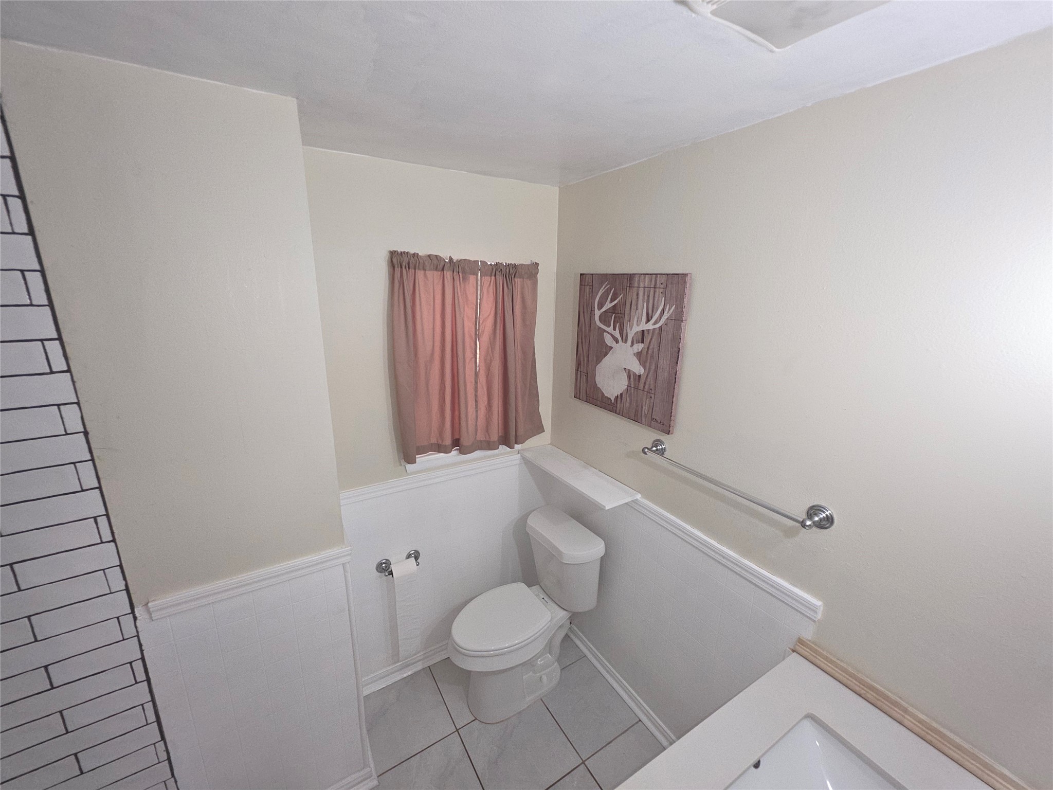 10315 Carthage Drive Property Photo 9