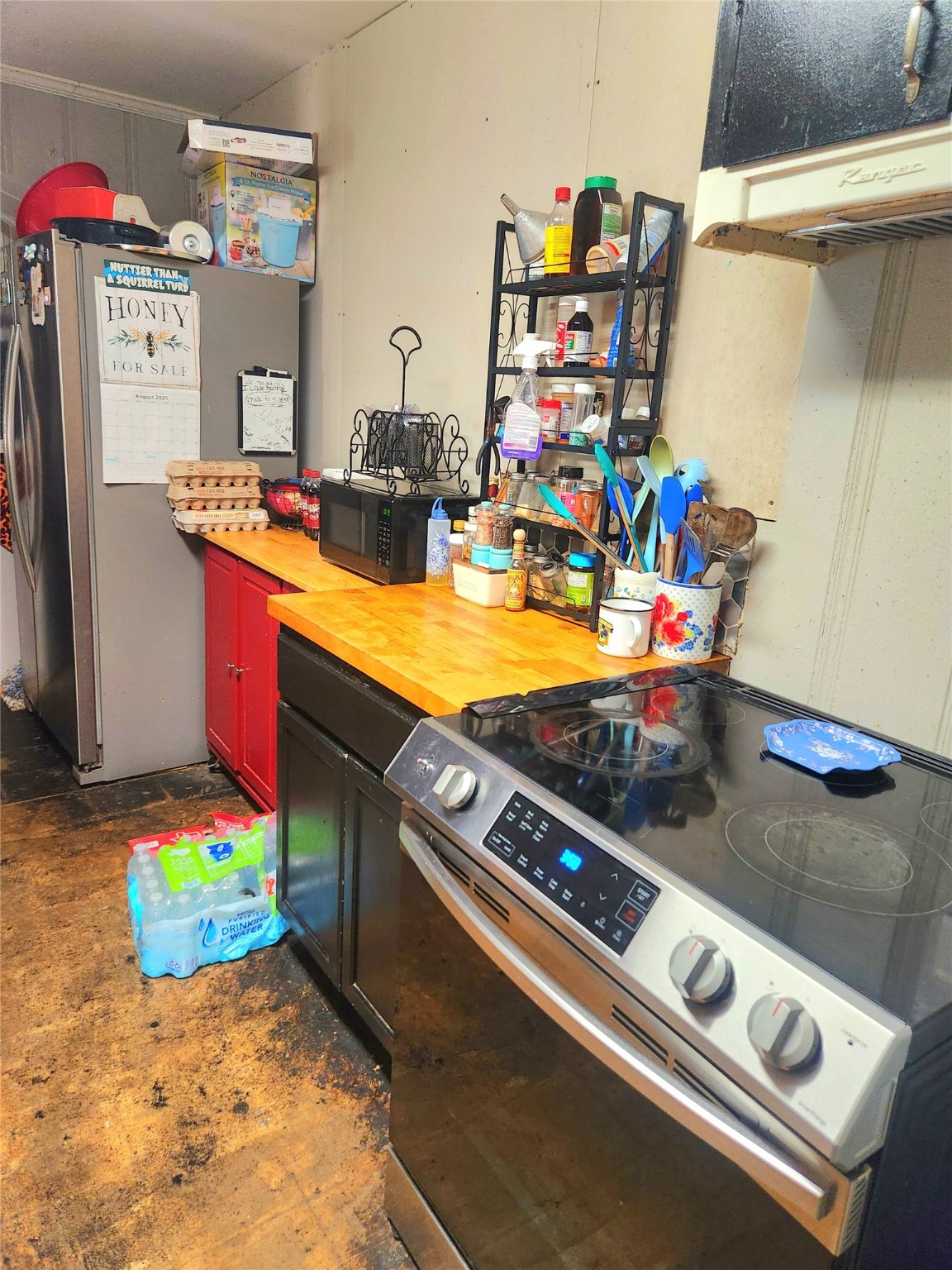 909 Peach Street Property Photo 12