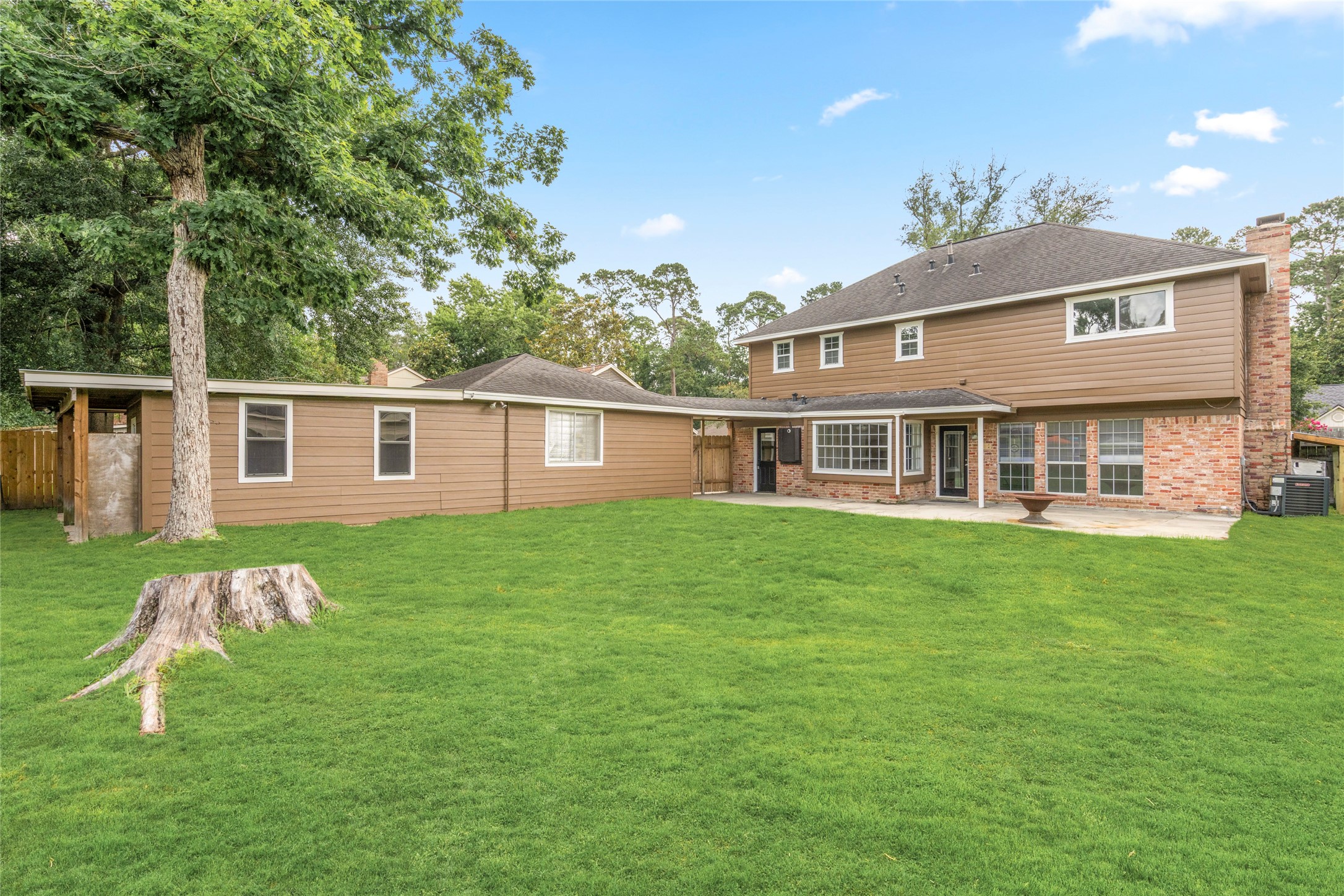 560 Landfall Lane Property Photo 37