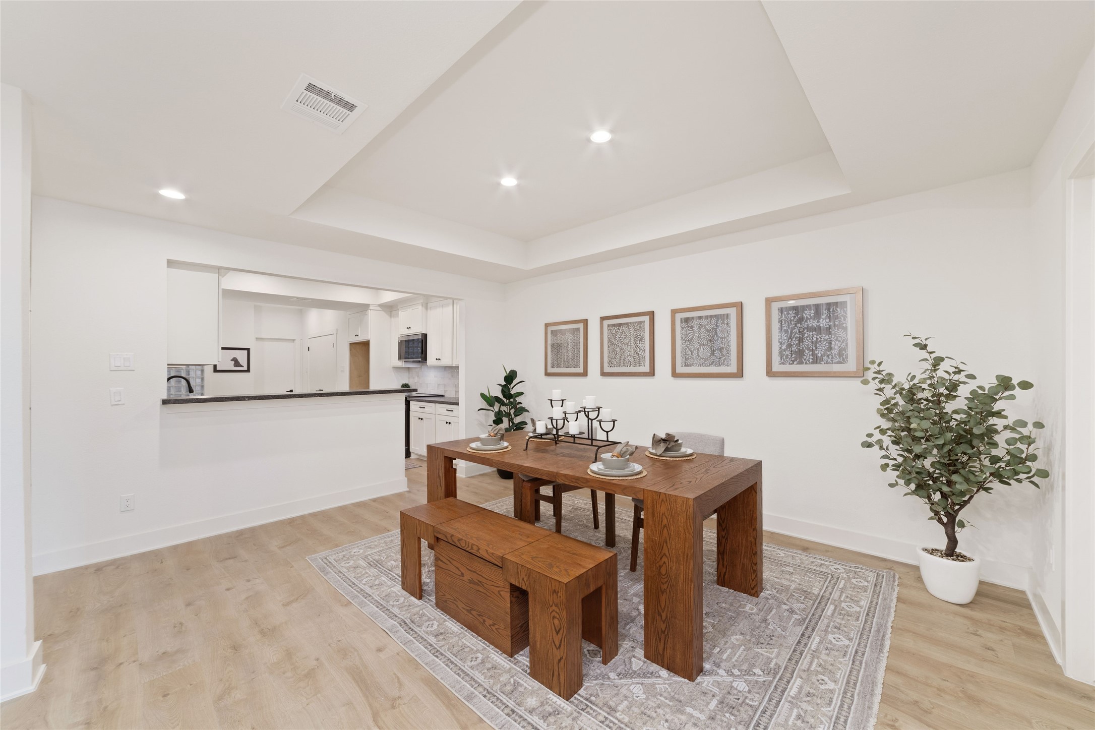 9374 Briar Forest Drive Property Photo 11